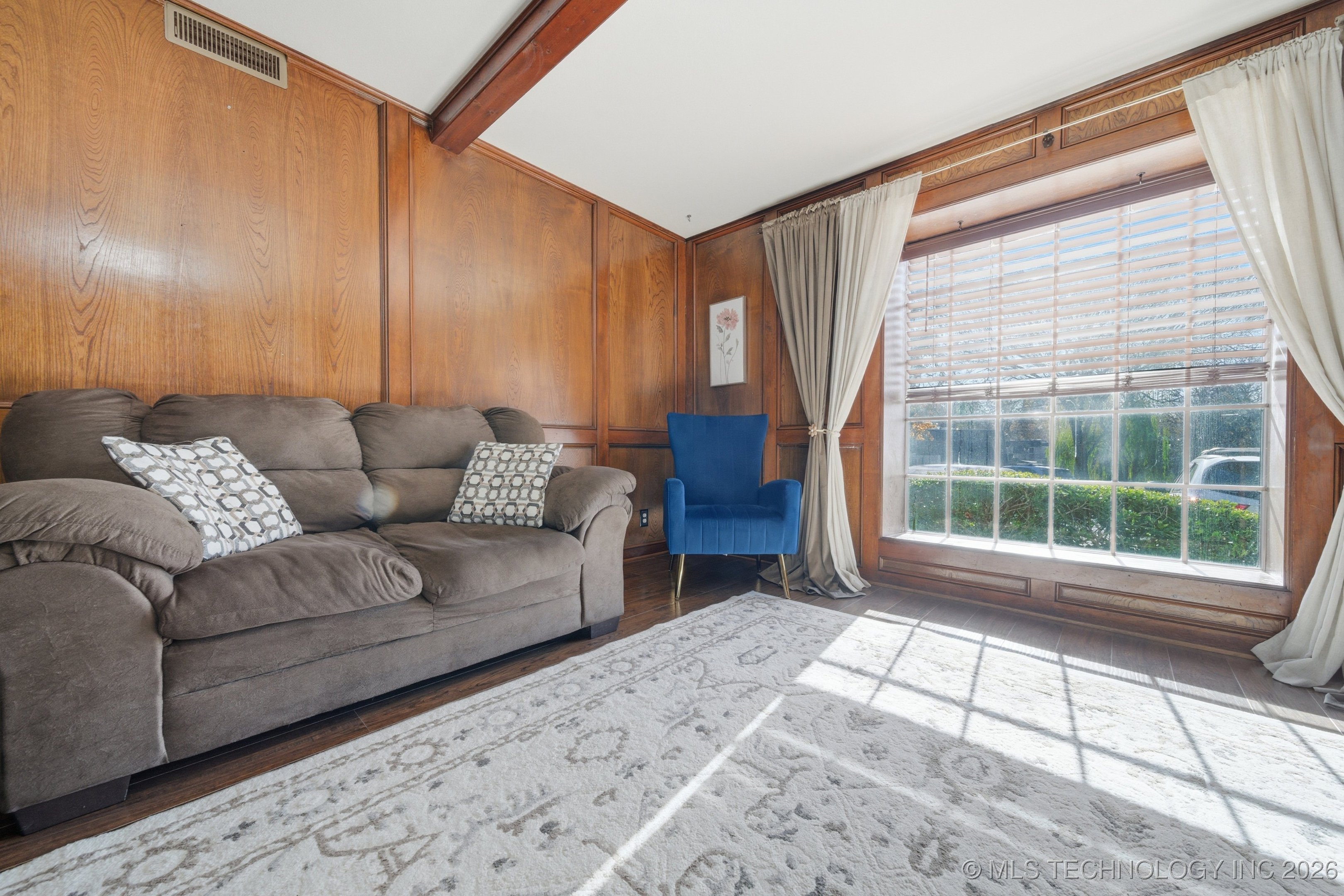 4446 E 68th Street 392 Property Photo 5