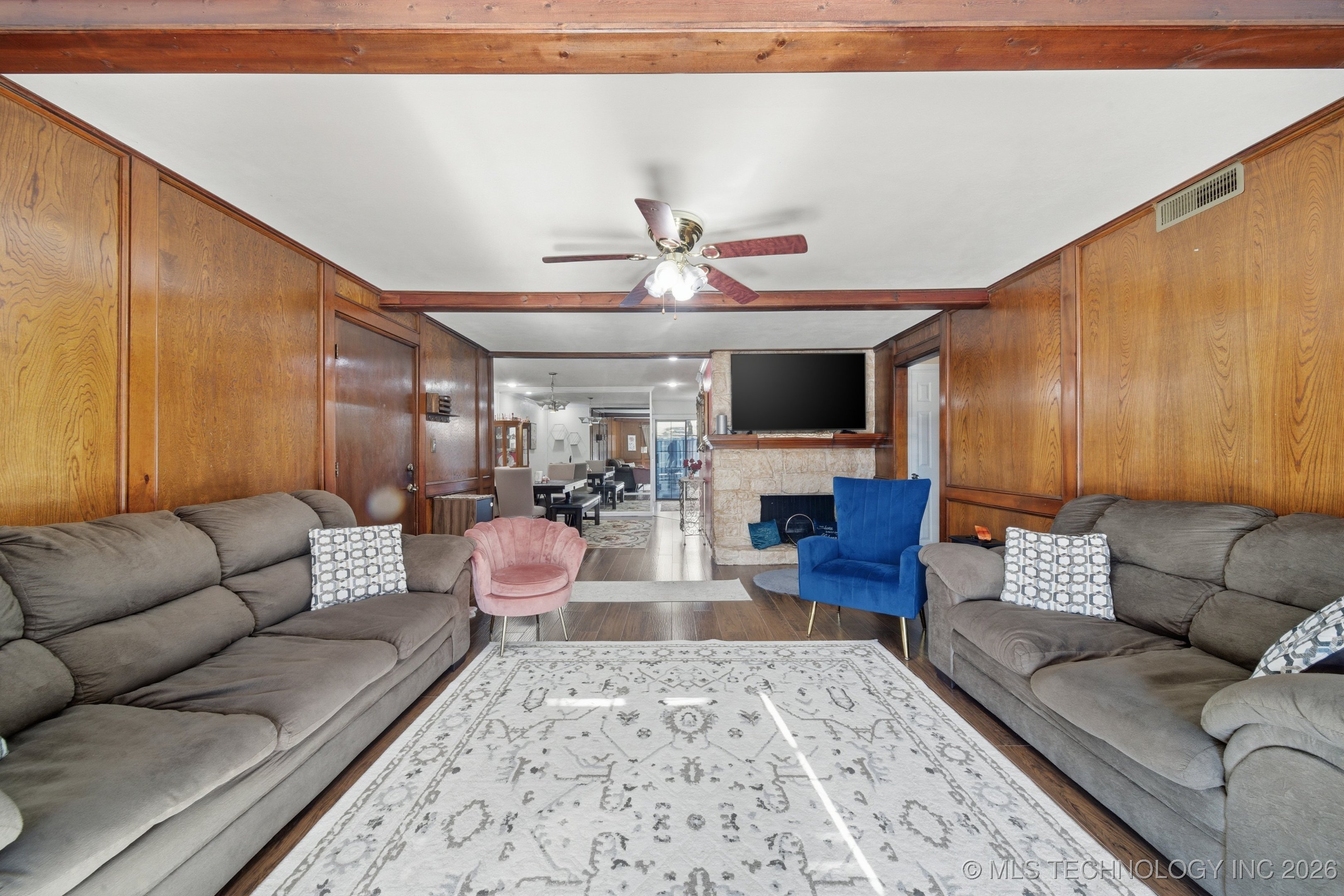 4446 E 68th Street 392 Property Photo 6