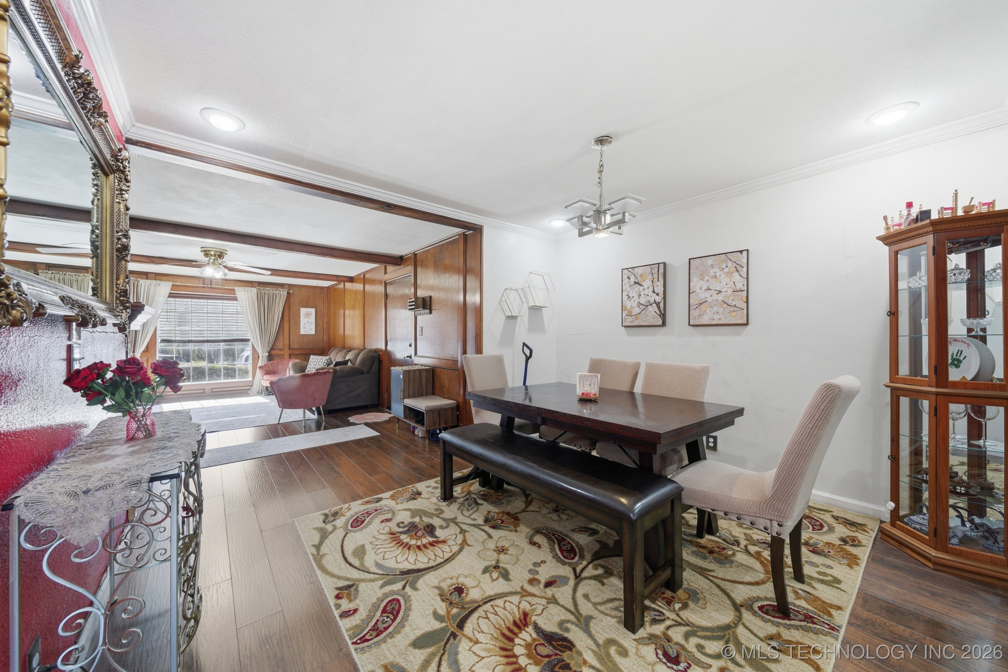 4446 E 68th Street 392 Property Photo 9