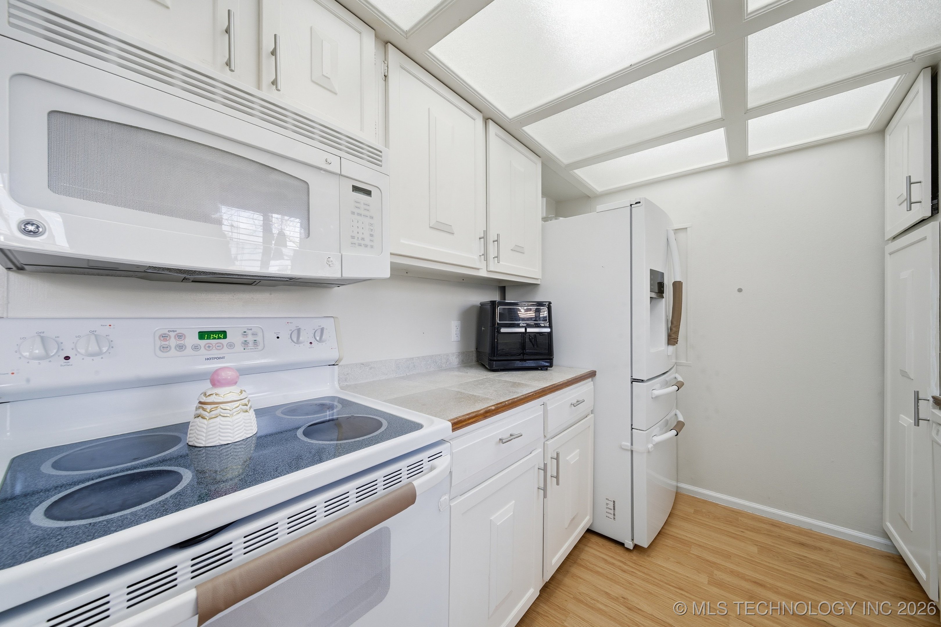 4446 E 68th Street 392 Property Photo 12