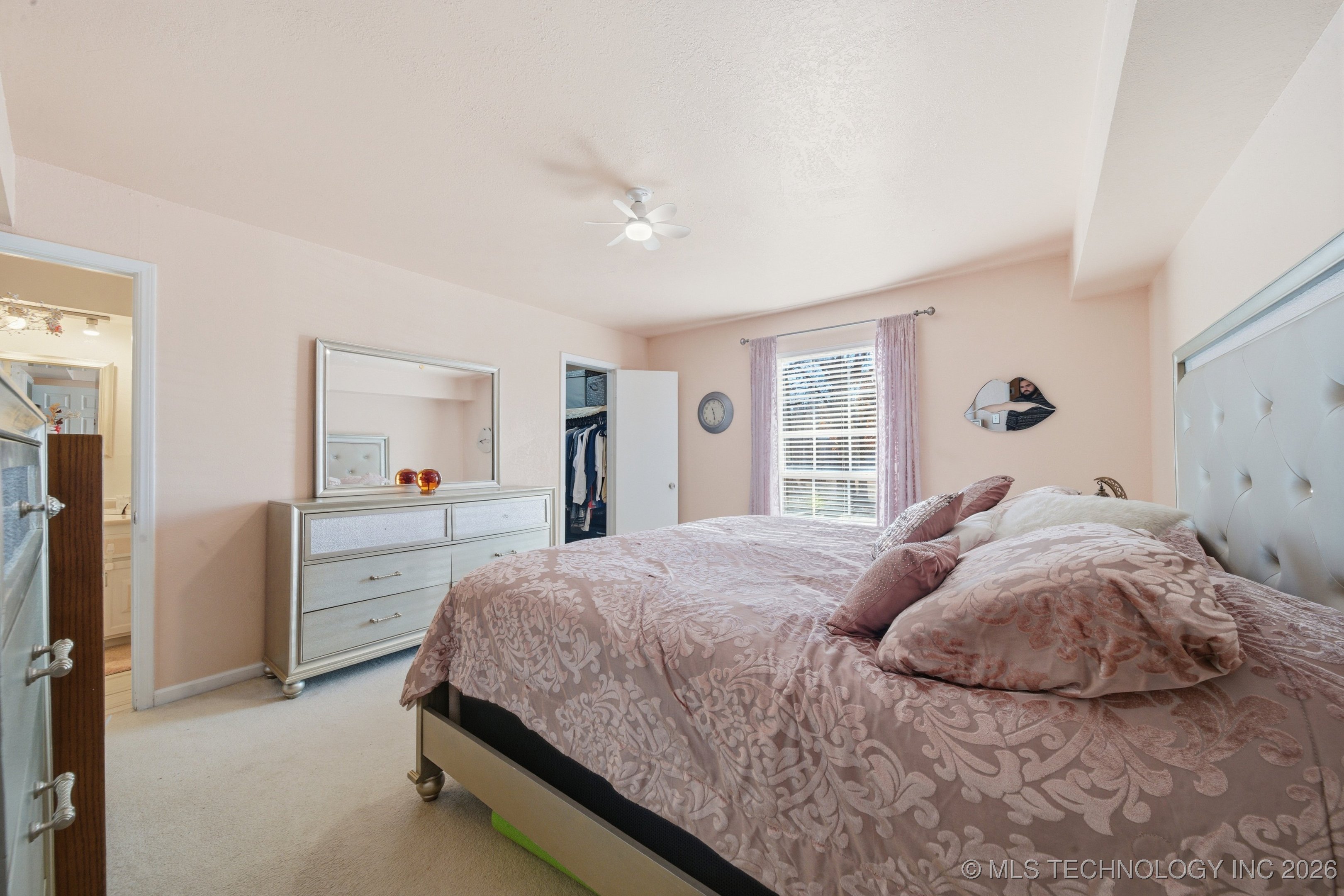 4446 E 68th Street 392 Property Photo 14