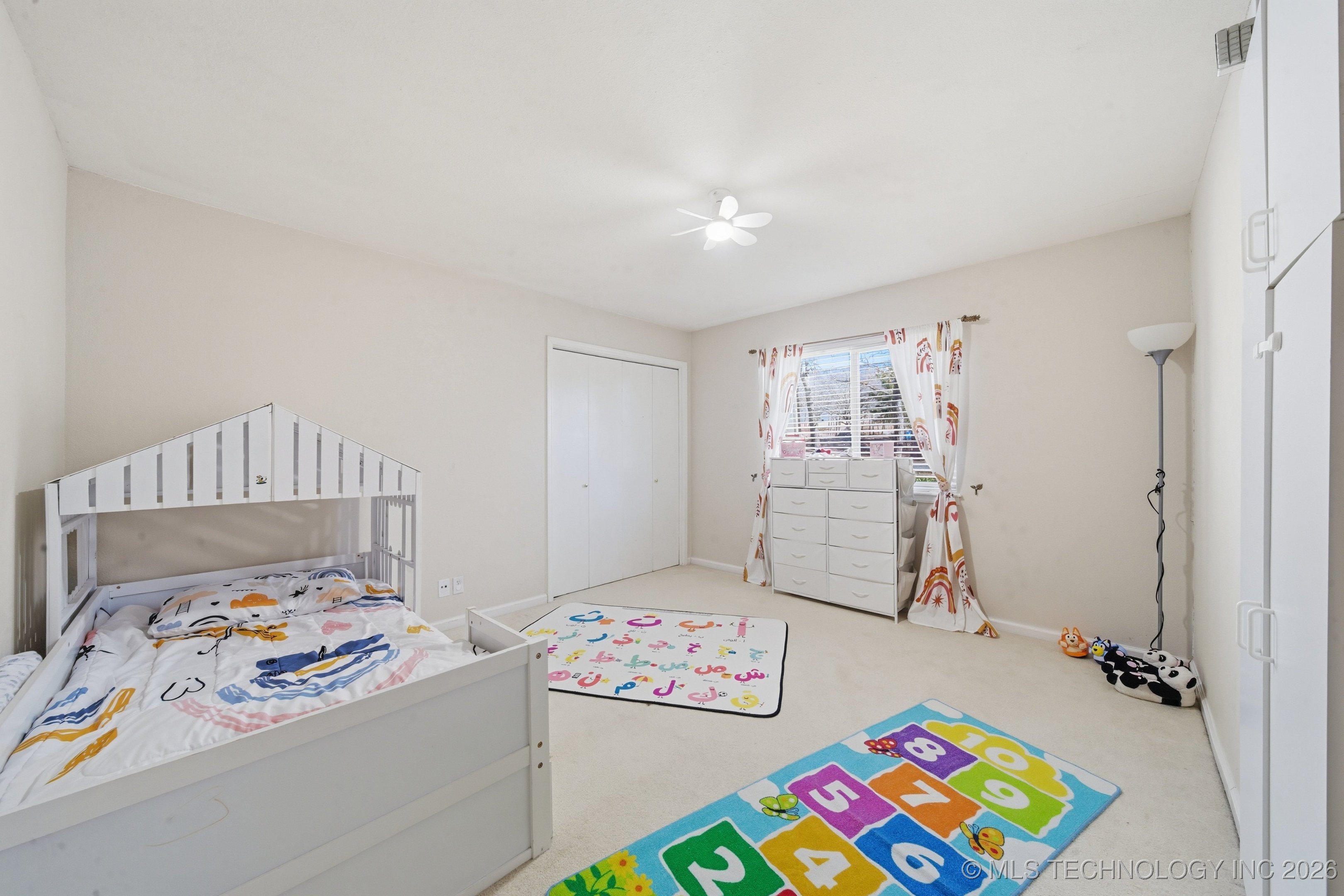 4446 E 68th Street 392 Property Photo 17