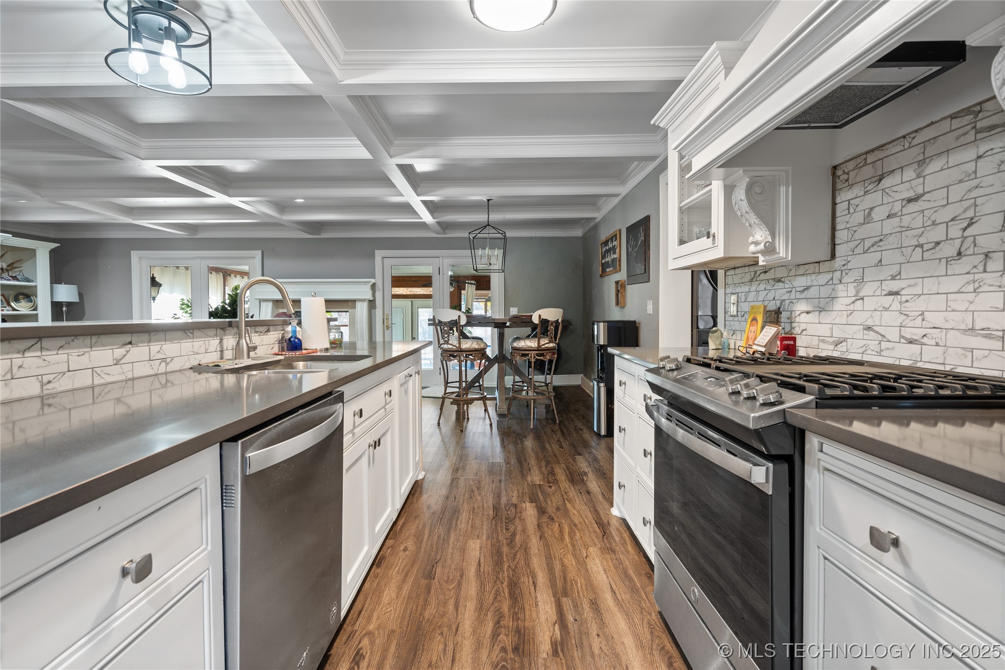 915 N Rockford Place Property Photo 18