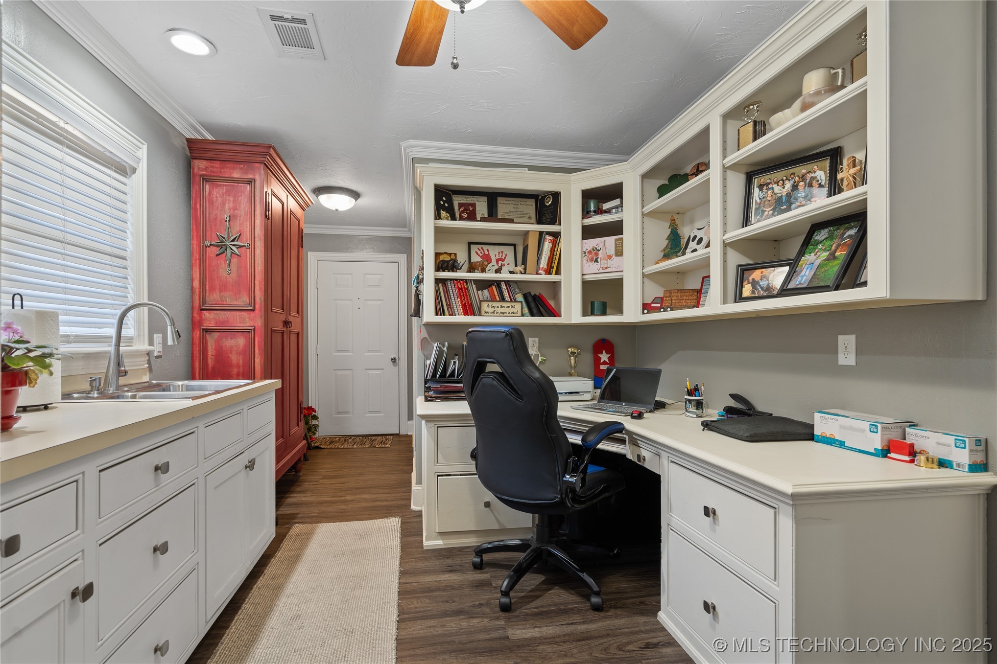 915 N Rockford Place Property Photo 32