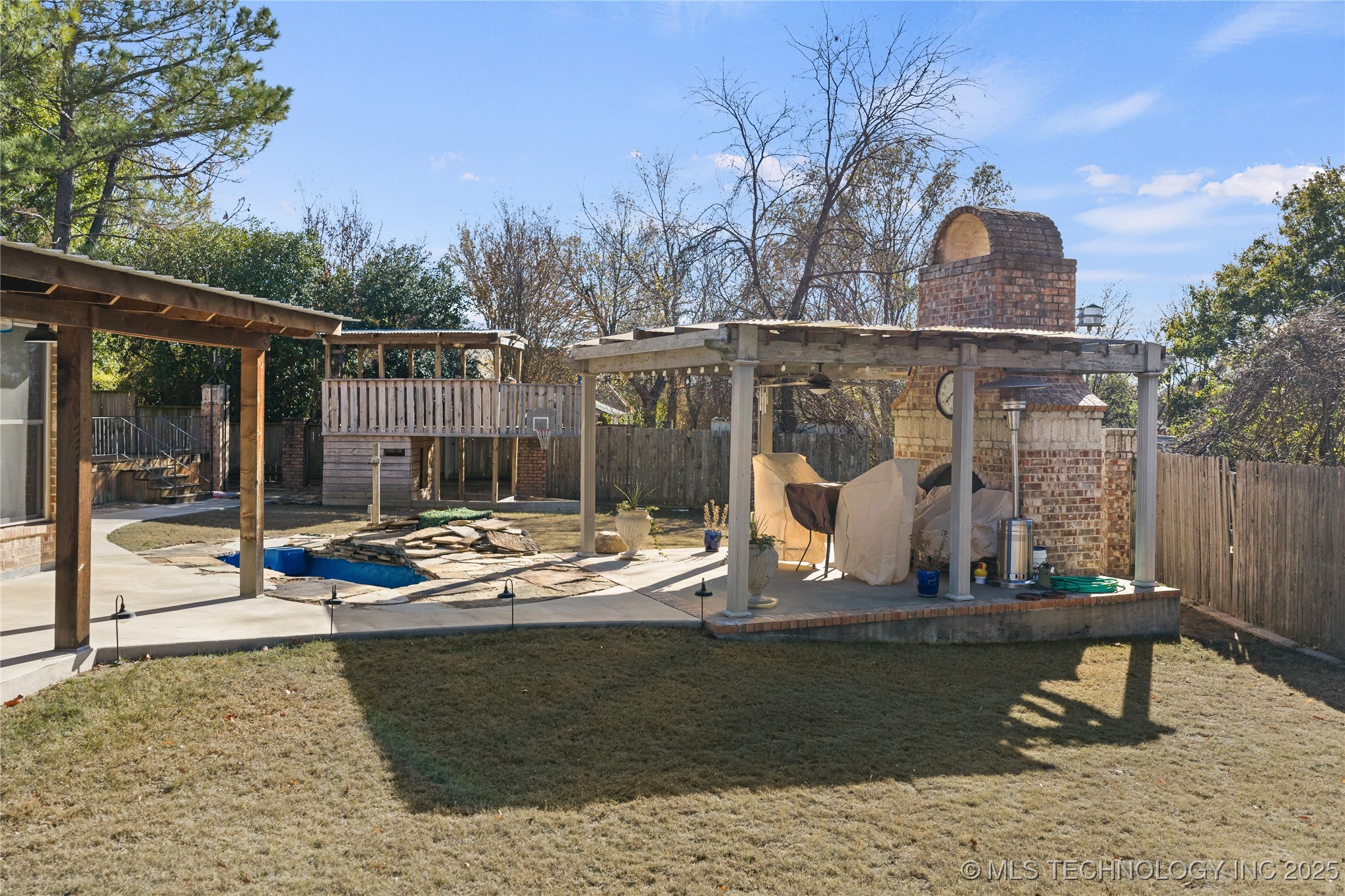 915 N Rockford Place Property Photo 48