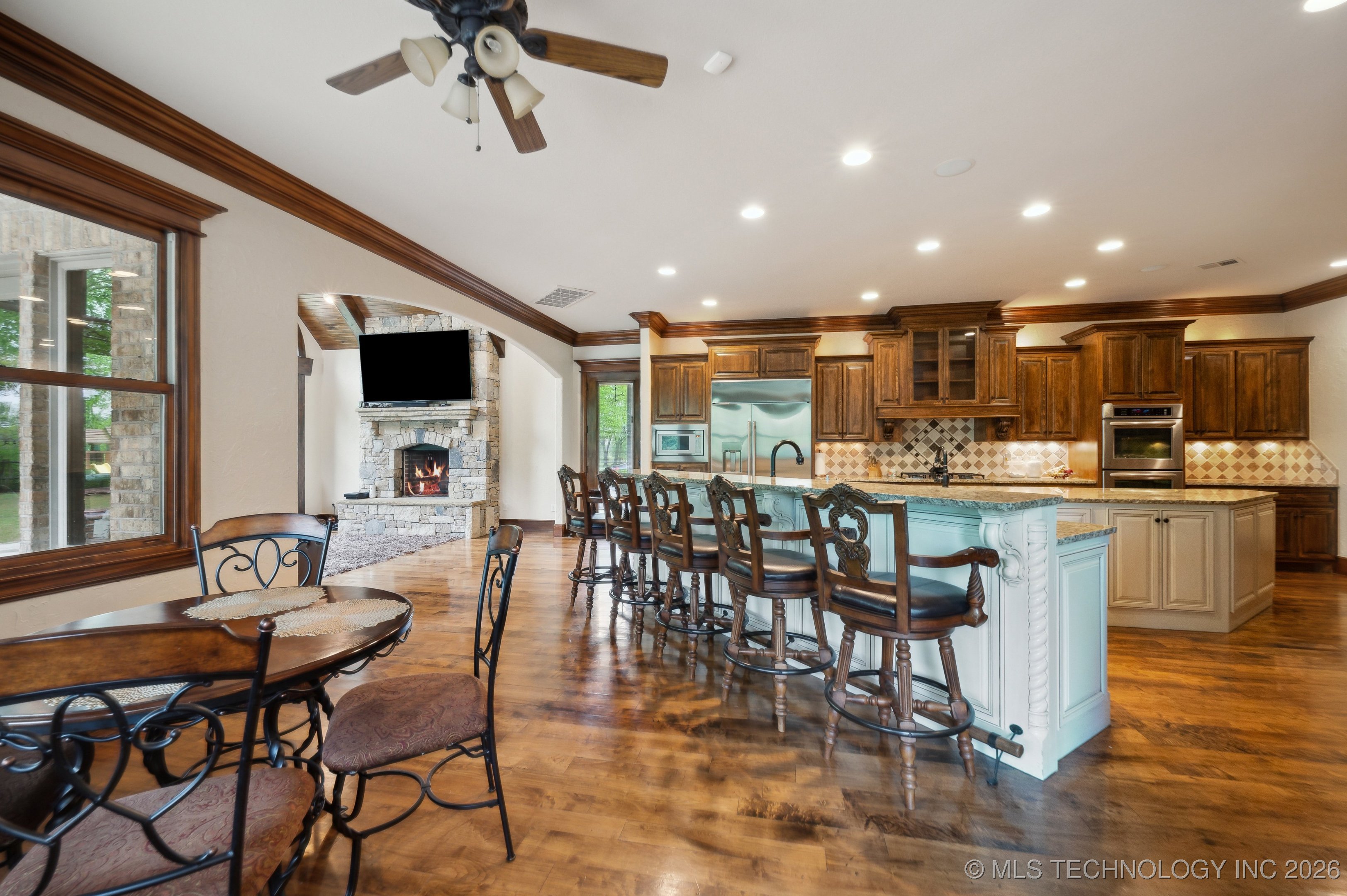 9931 N Chadford Road Property Photo 11