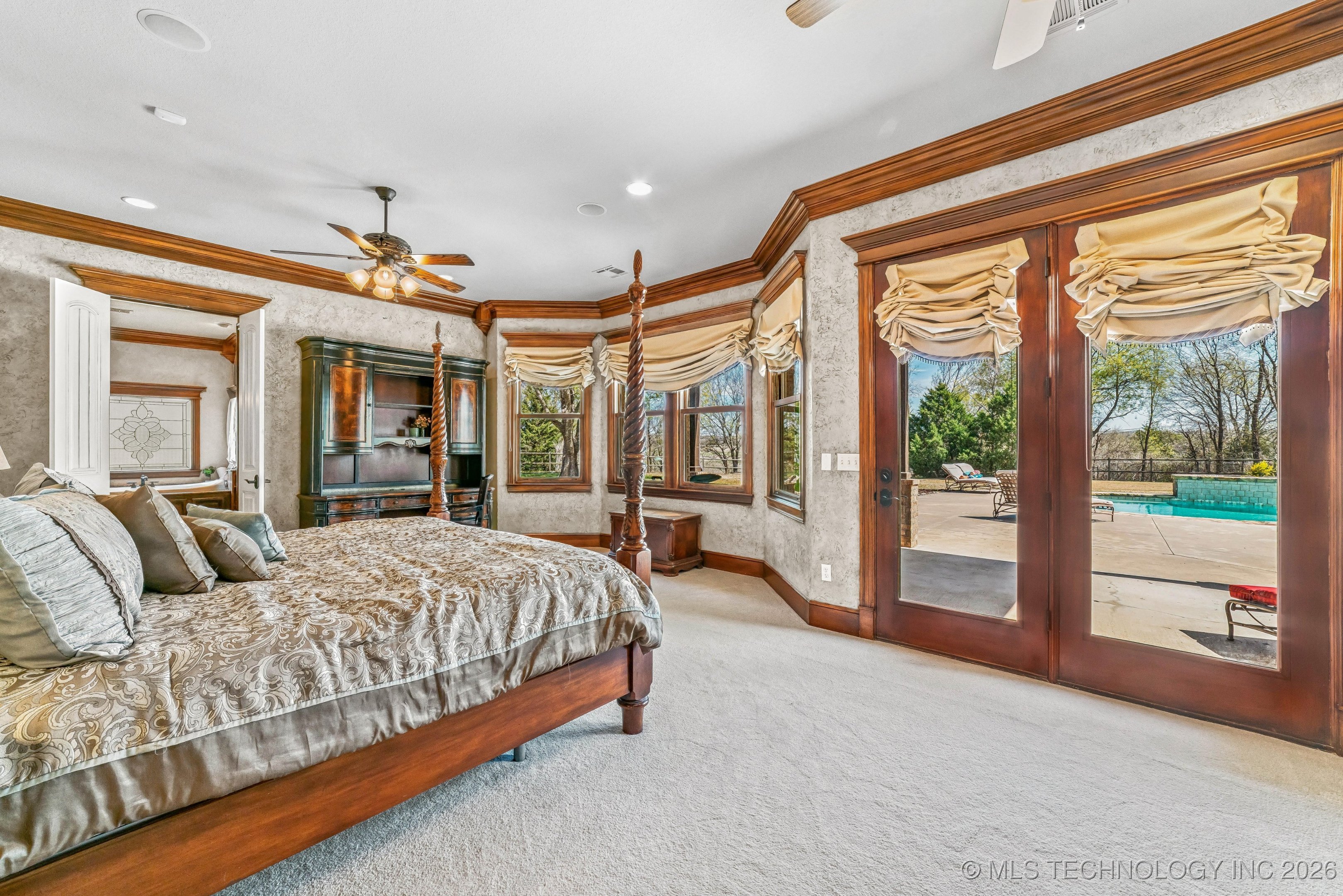 9931 N Chadford Road Property Photo 17