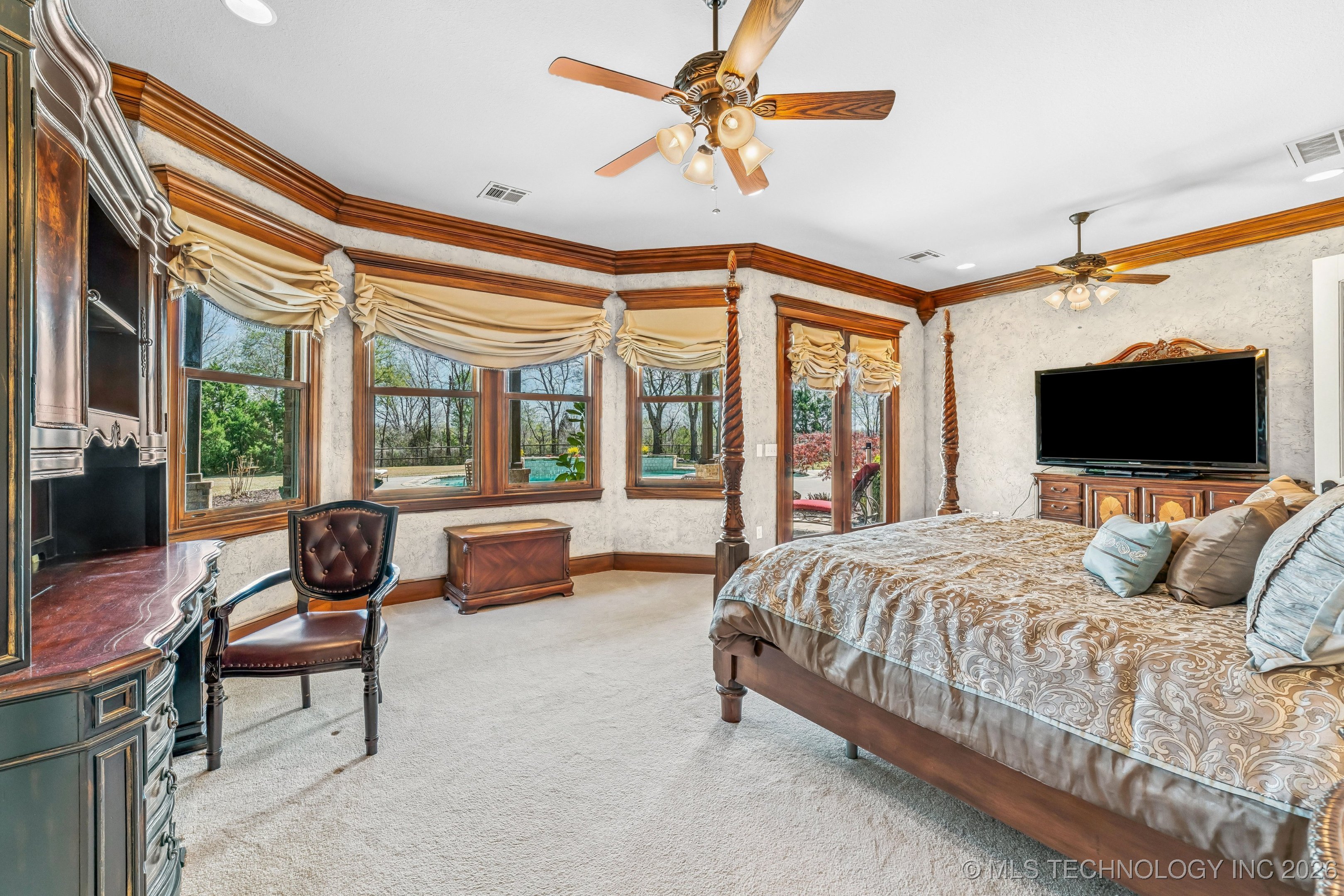 9931 N Chadford Road Property Photo 18