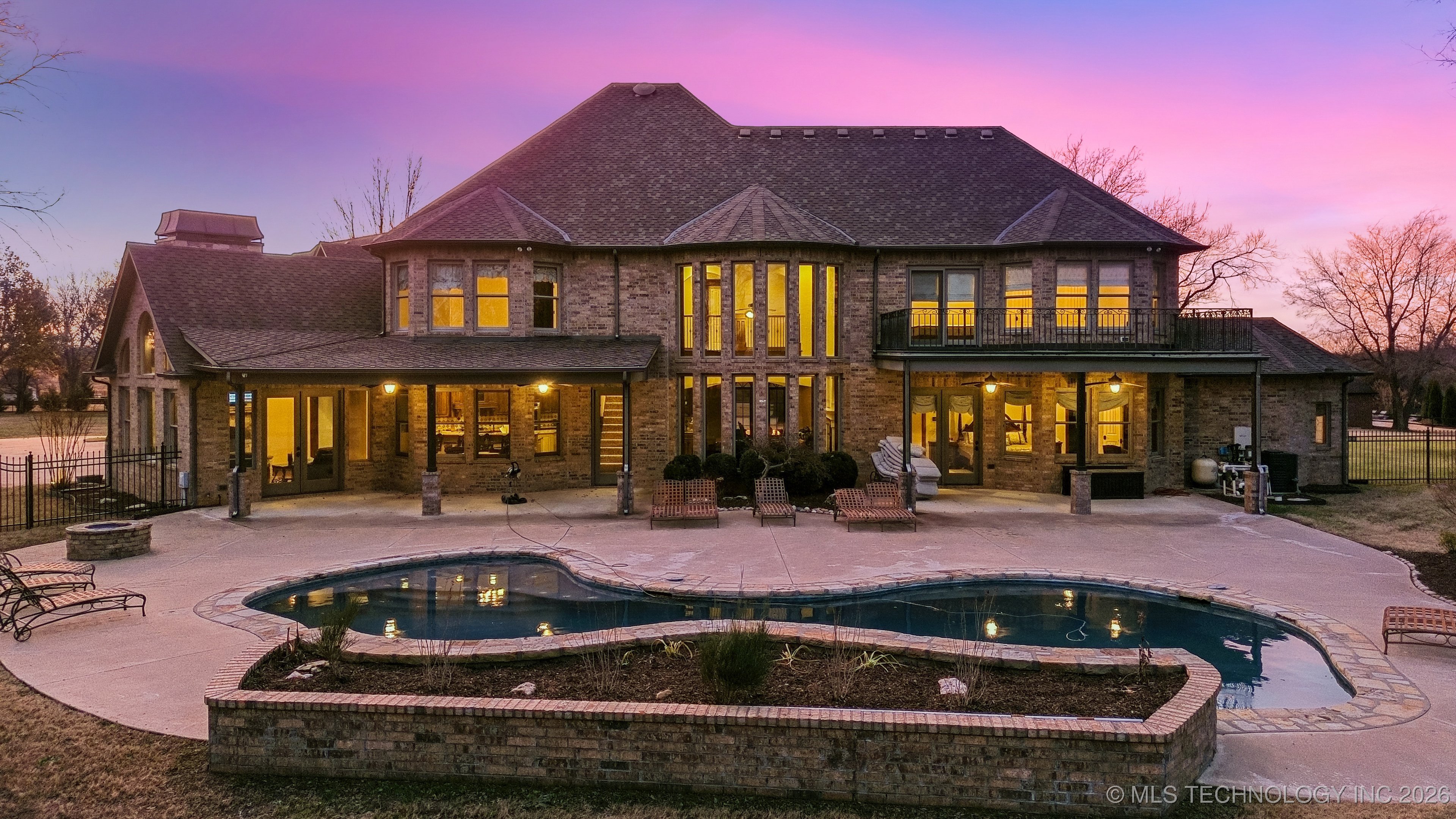 9931 N Chadford Road Property Photo 25