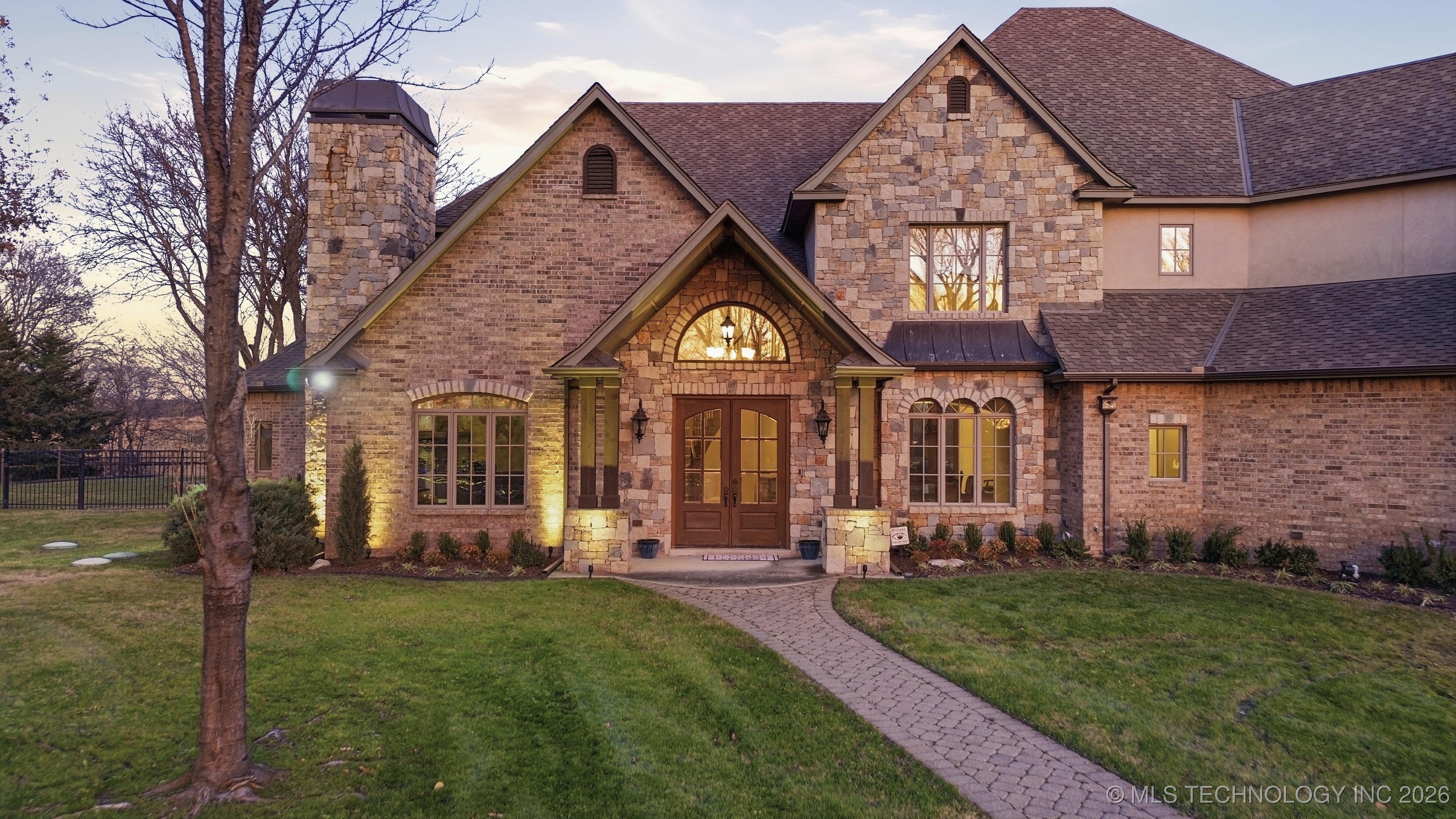 9931 N Chadford Road Property Photo 27