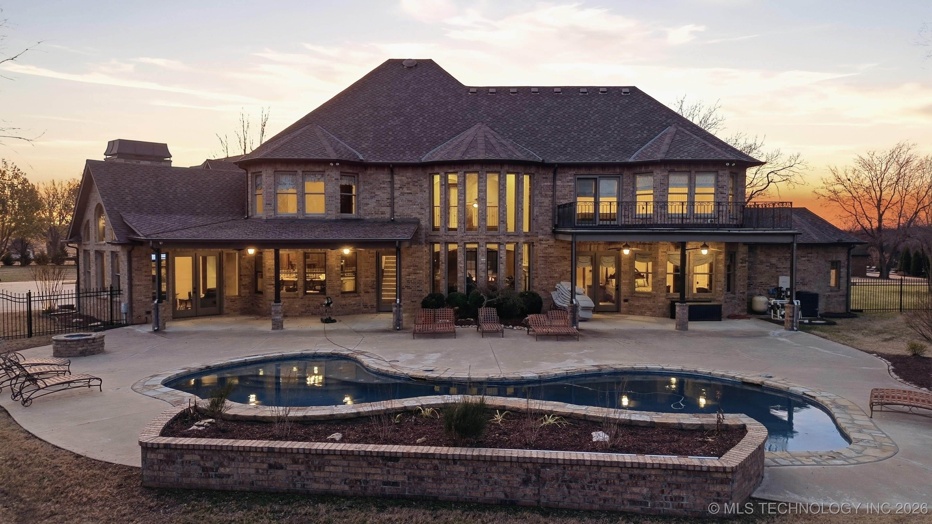 9931 N Chadford Road Property Photo 32