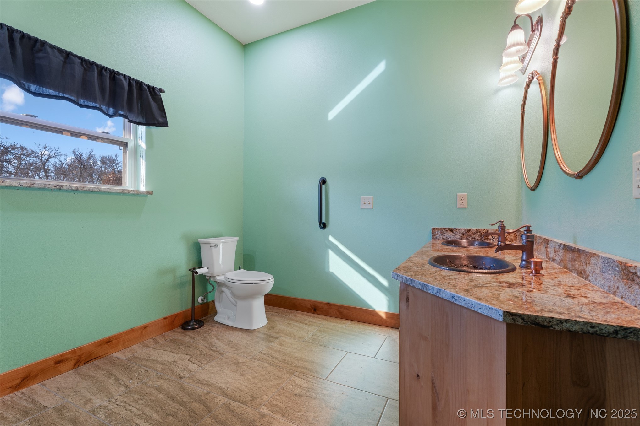 64521 E 256 Place Property Photo 18