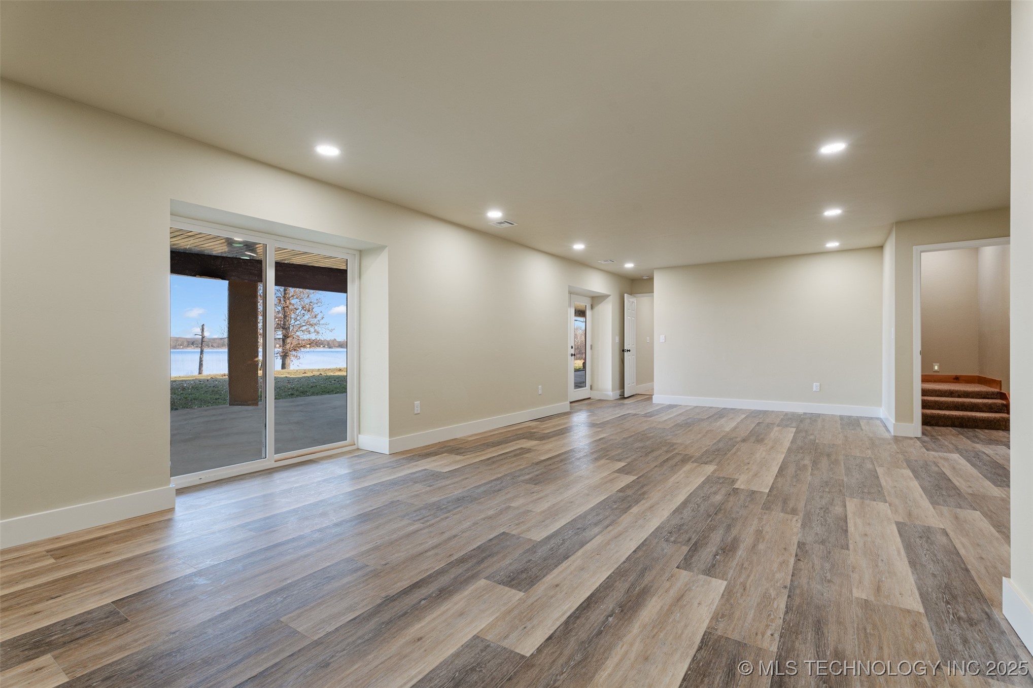 64521 E 256 Place Property Photo 25