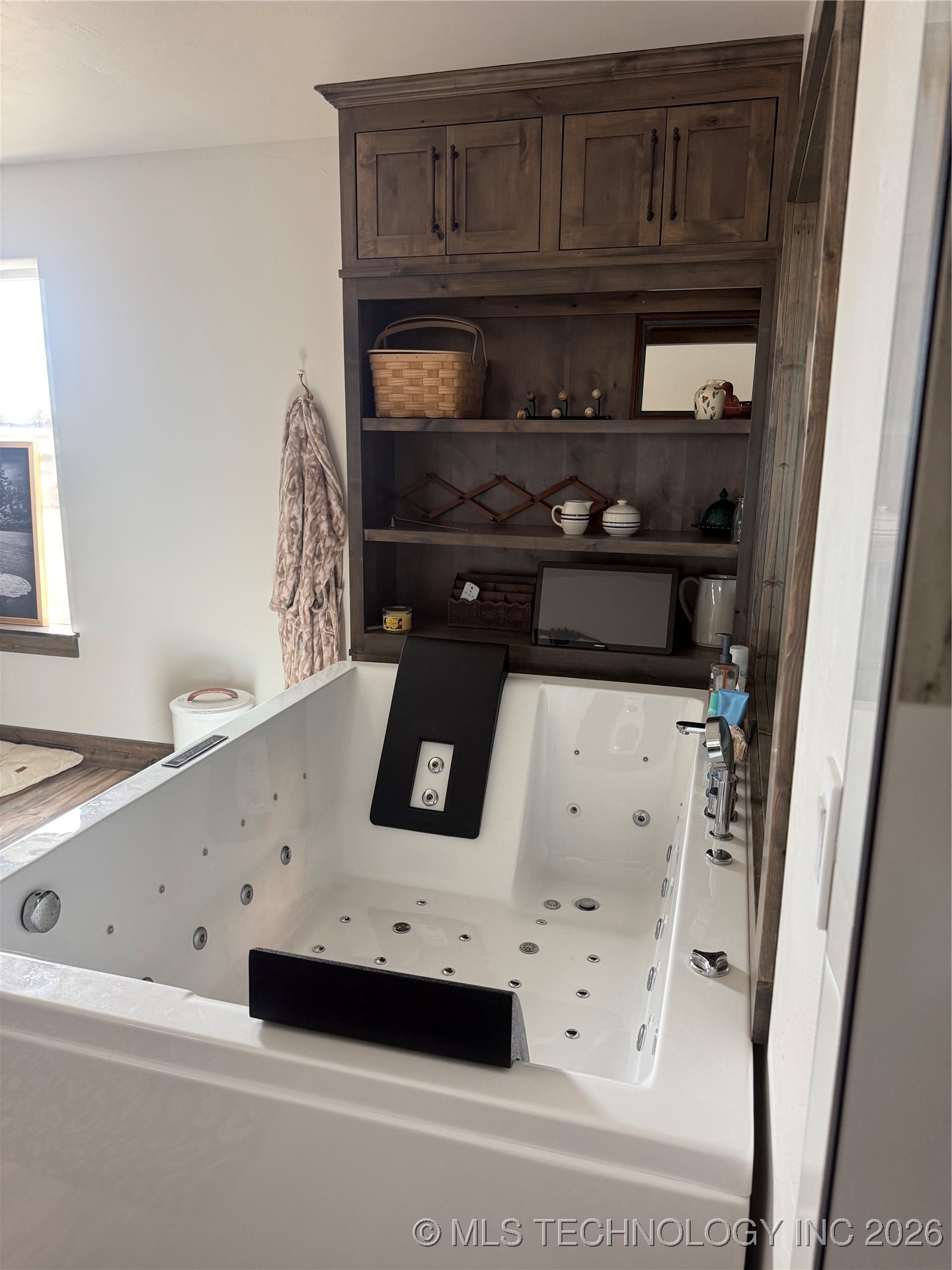 556 Persimmon Nw Property Photo 26