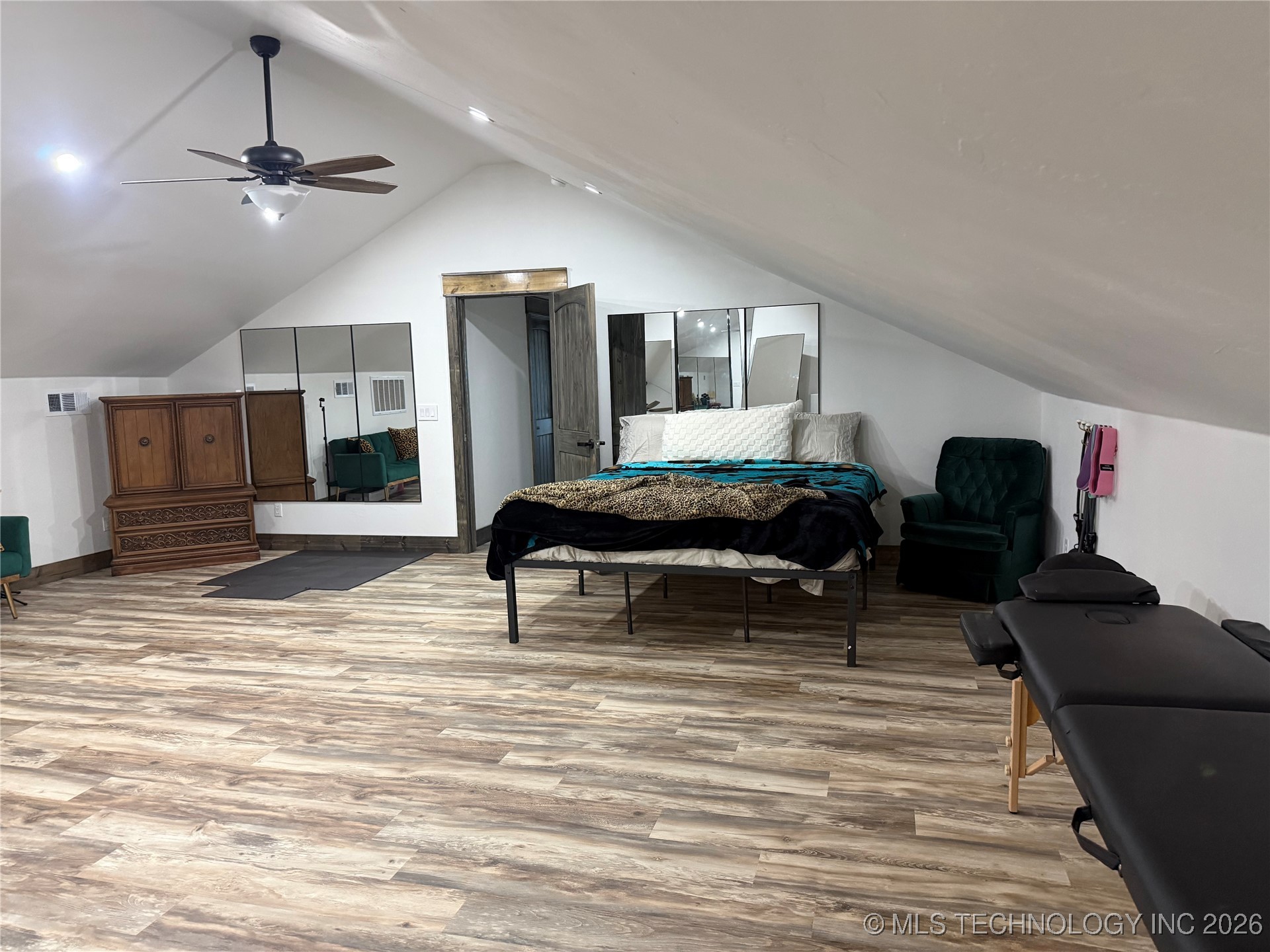 556 Persimmon Nw Property Photo 38