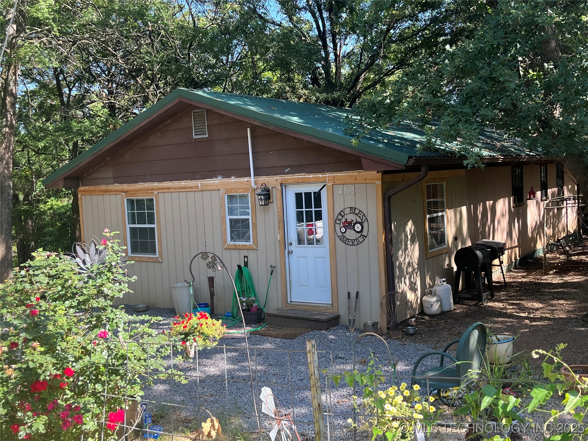 4905 Blackfoot Lane Property Photo 1