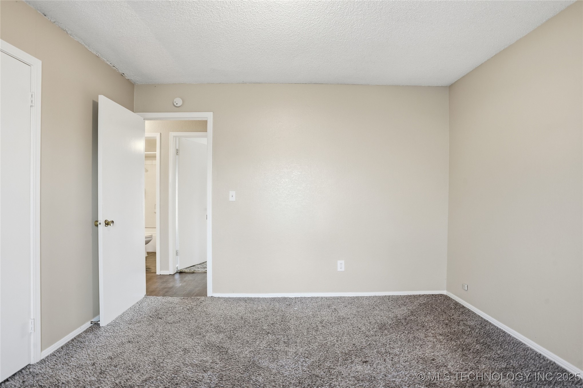 109 W Austin Street Property Photo 19