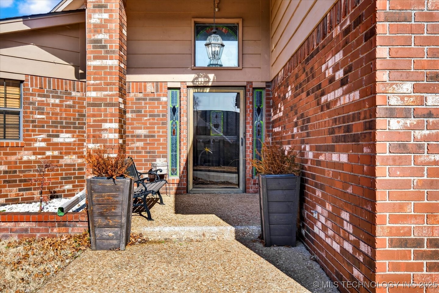 2616 Chapel Hill Property Photo 4