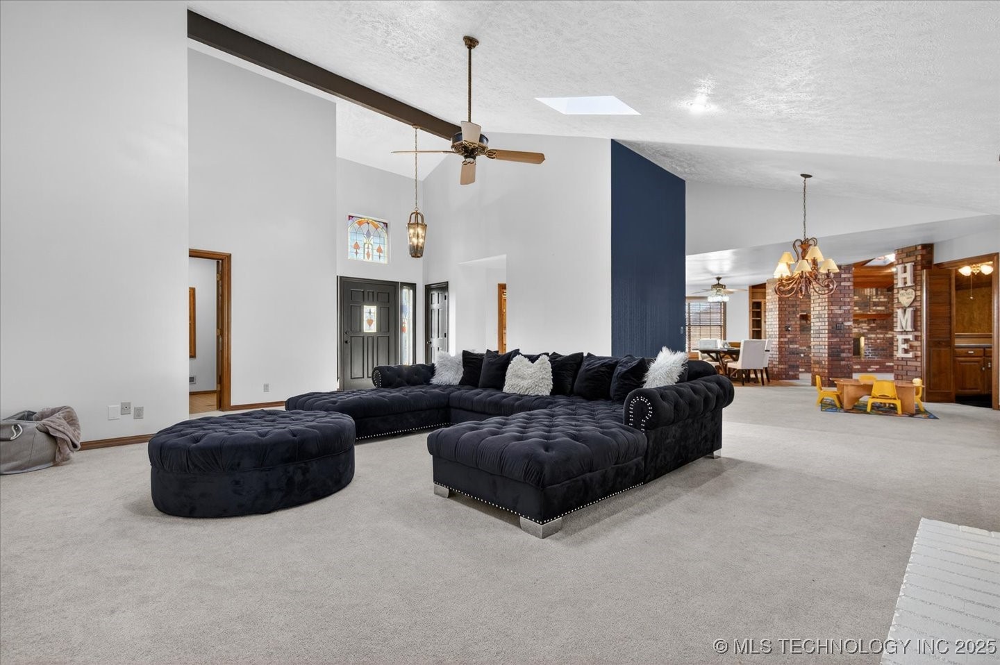 2616 Chapel Hill Property Photo 7