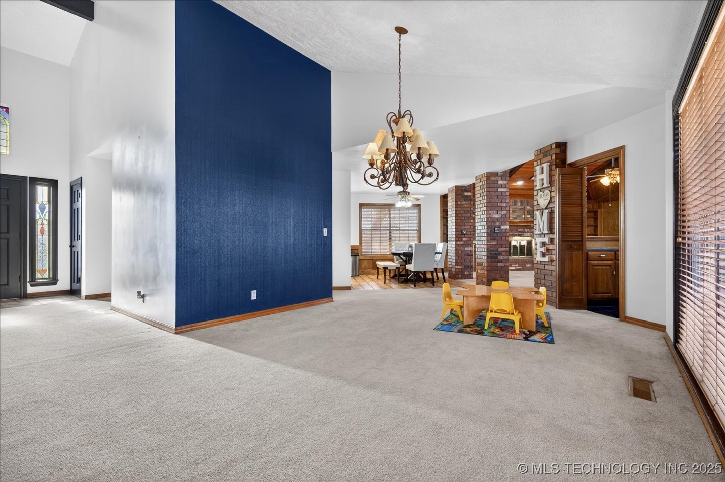 2616 Chapel Hill Property Photo 10