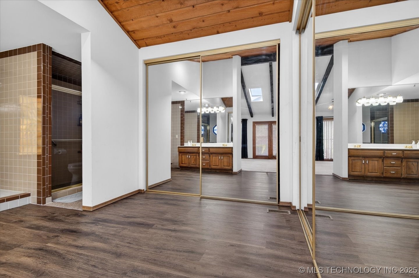 2616 Chapel Hill Property Photo 30