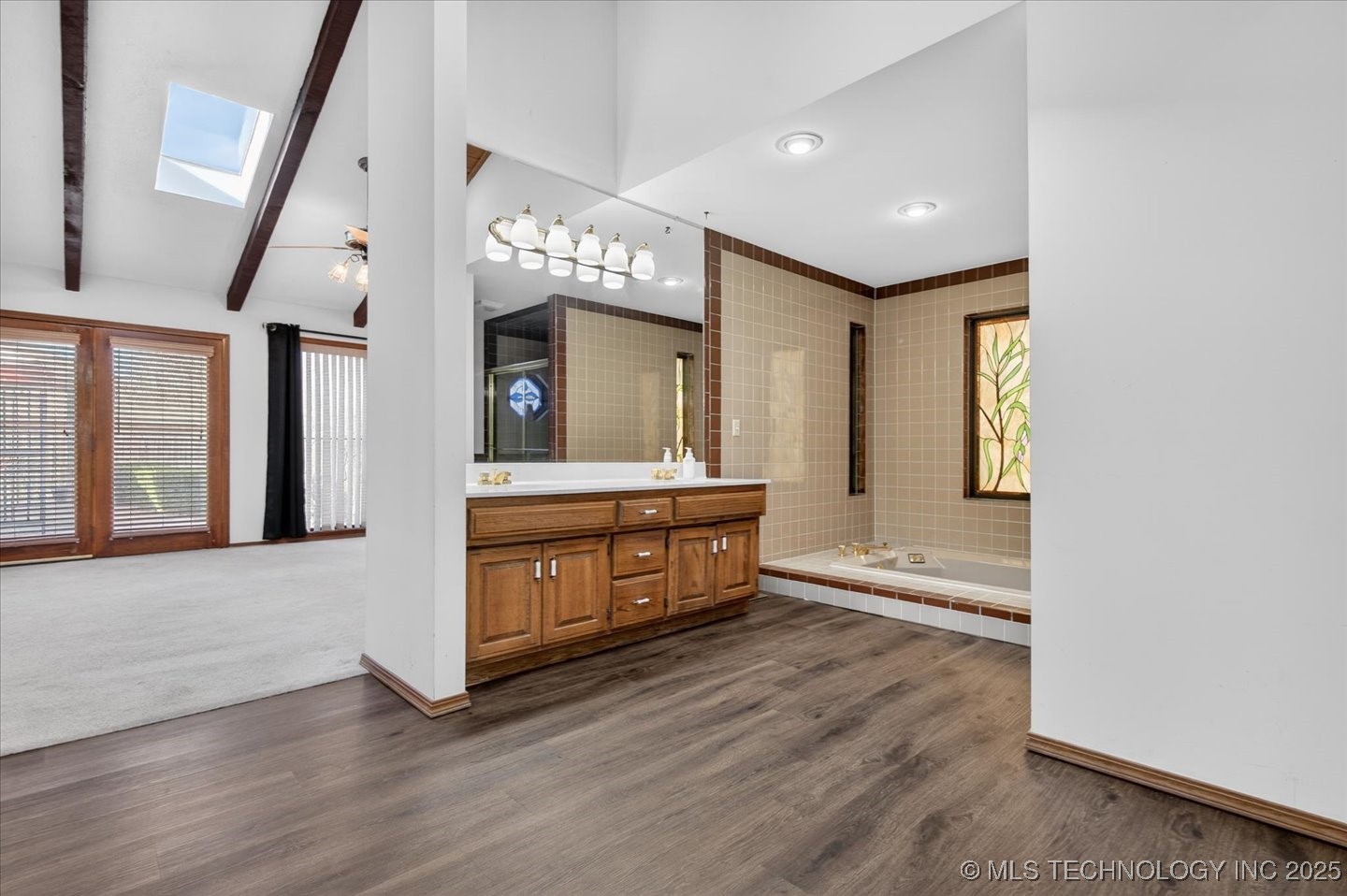 2616 Chapel Hill Property Photo 31