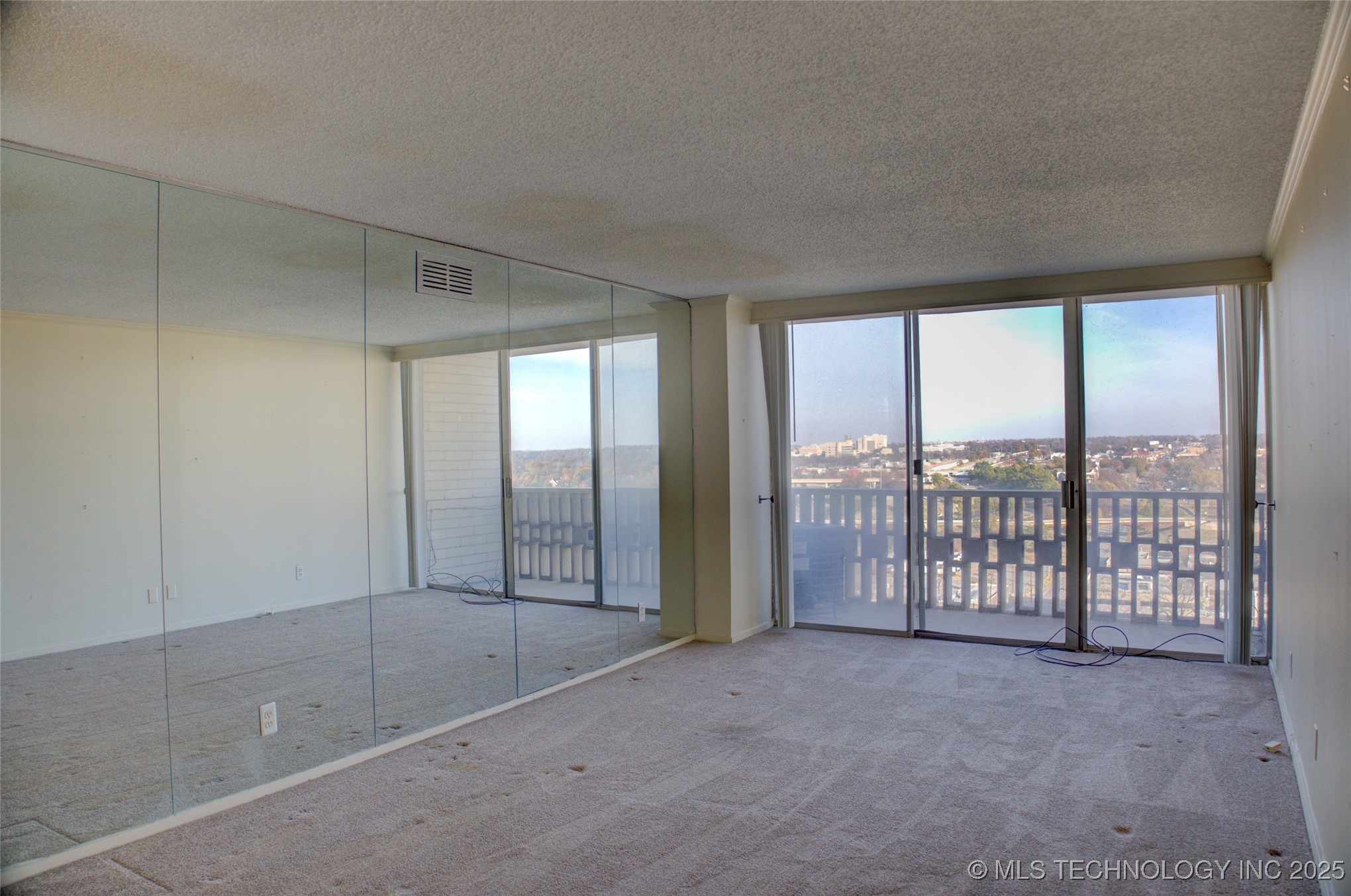 1502 S Boulder Avenue 16m Property Photo 8