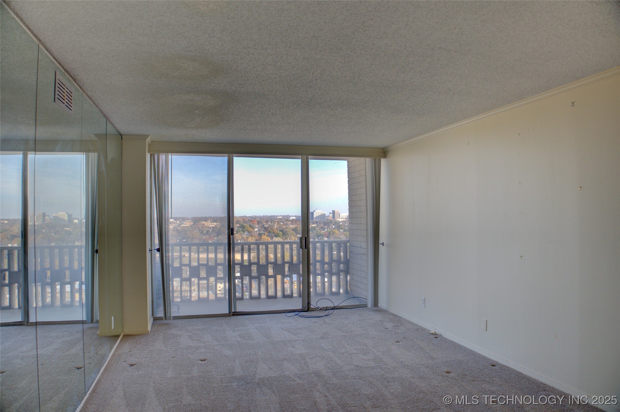 1502 S Boulder Avenue 16m Property Photo 9