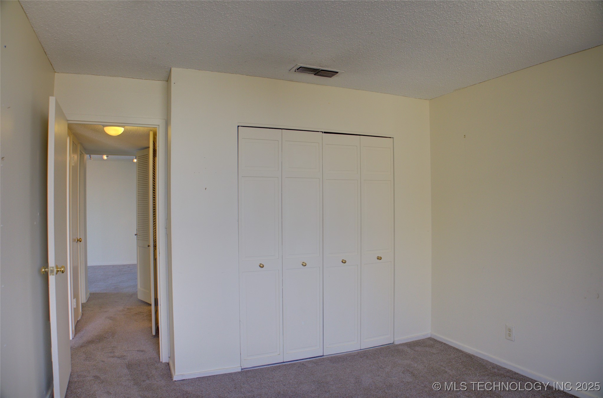 1502 S Boulder Avenue 16m Property Photo 19