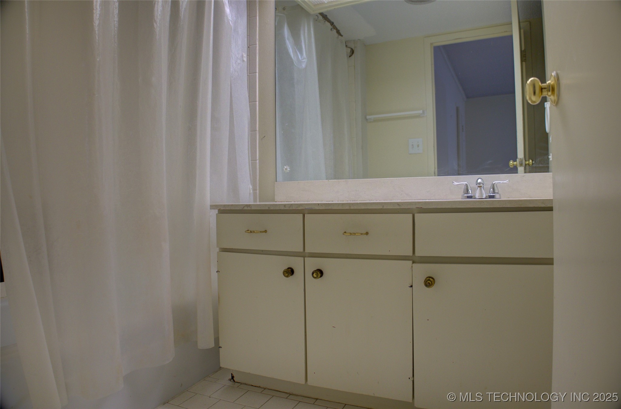 1502 S Boulder Avenue 16m Property Photo 26