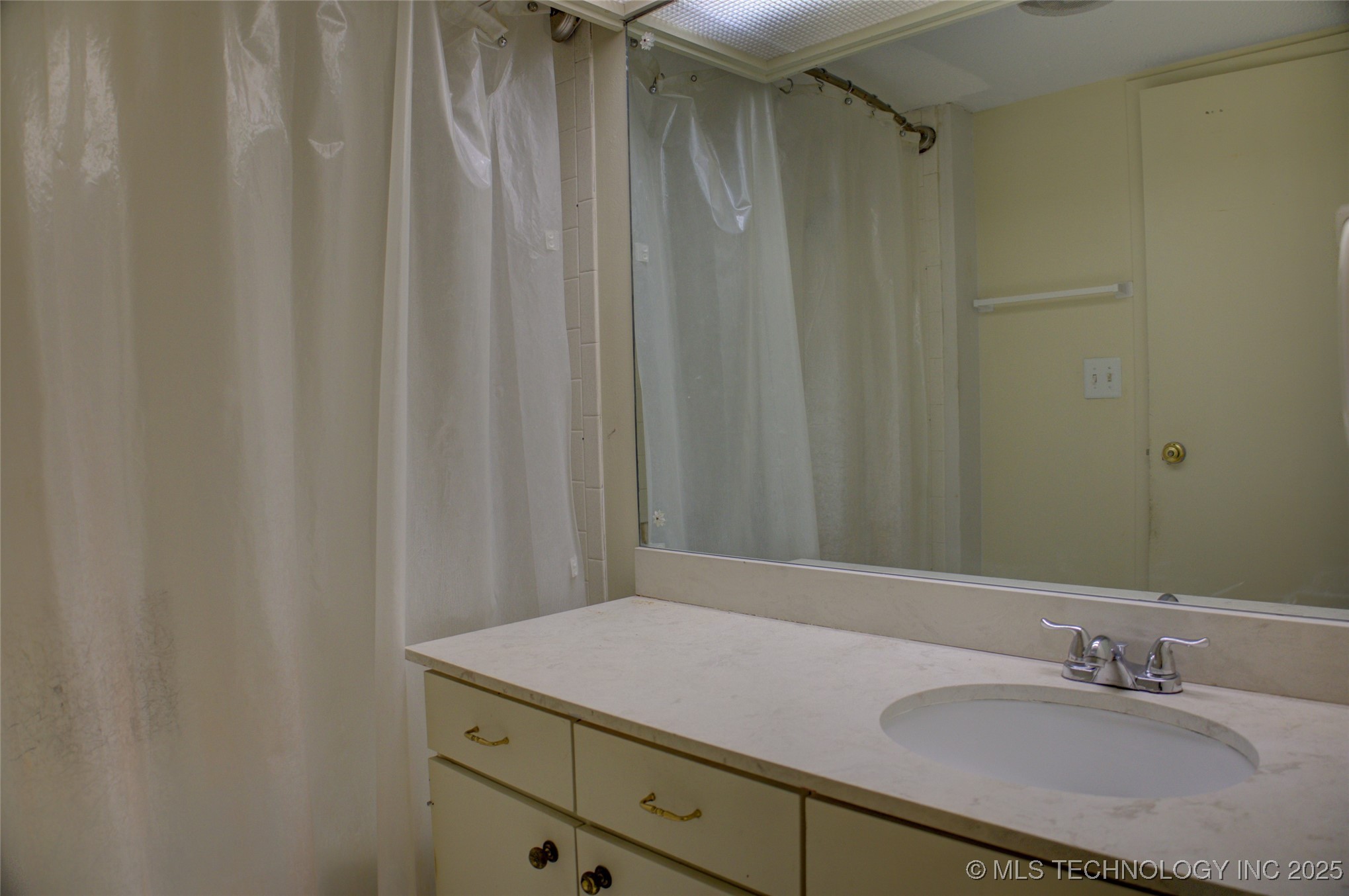 1502 S Boulder Avenue 16m Property Photo 27