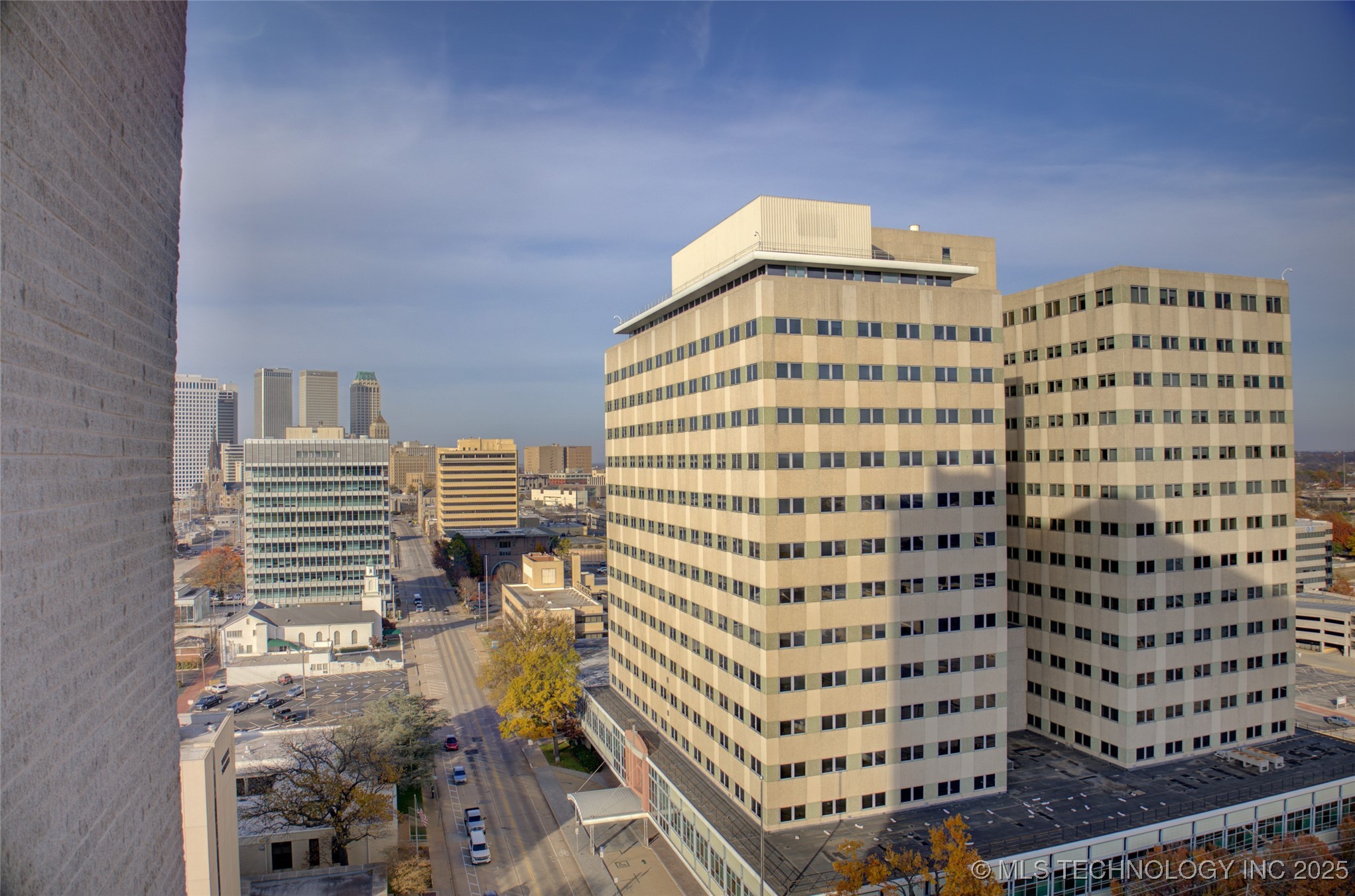 1502 S Boulder Avenue 16m Property Photo 29