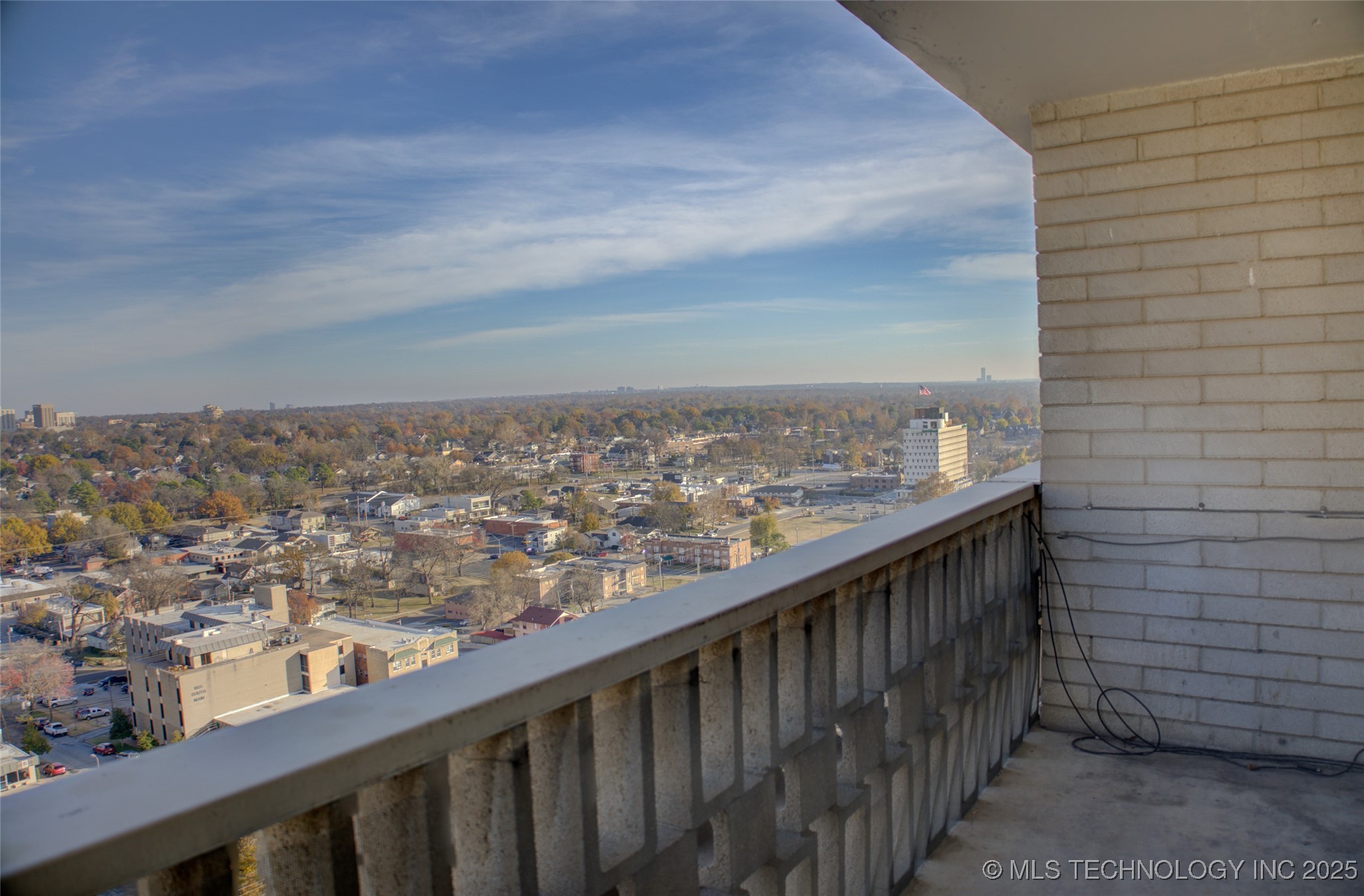 1502 S Boulder Avenue 16m Property Photo 30