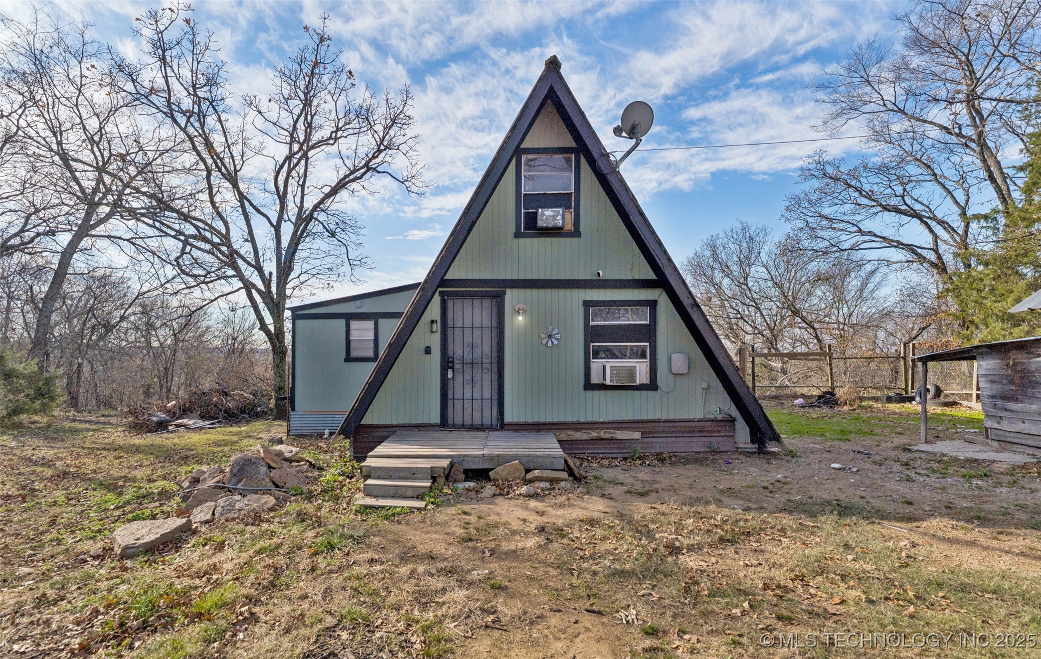 65978 E 651 Drive Property Photo 1