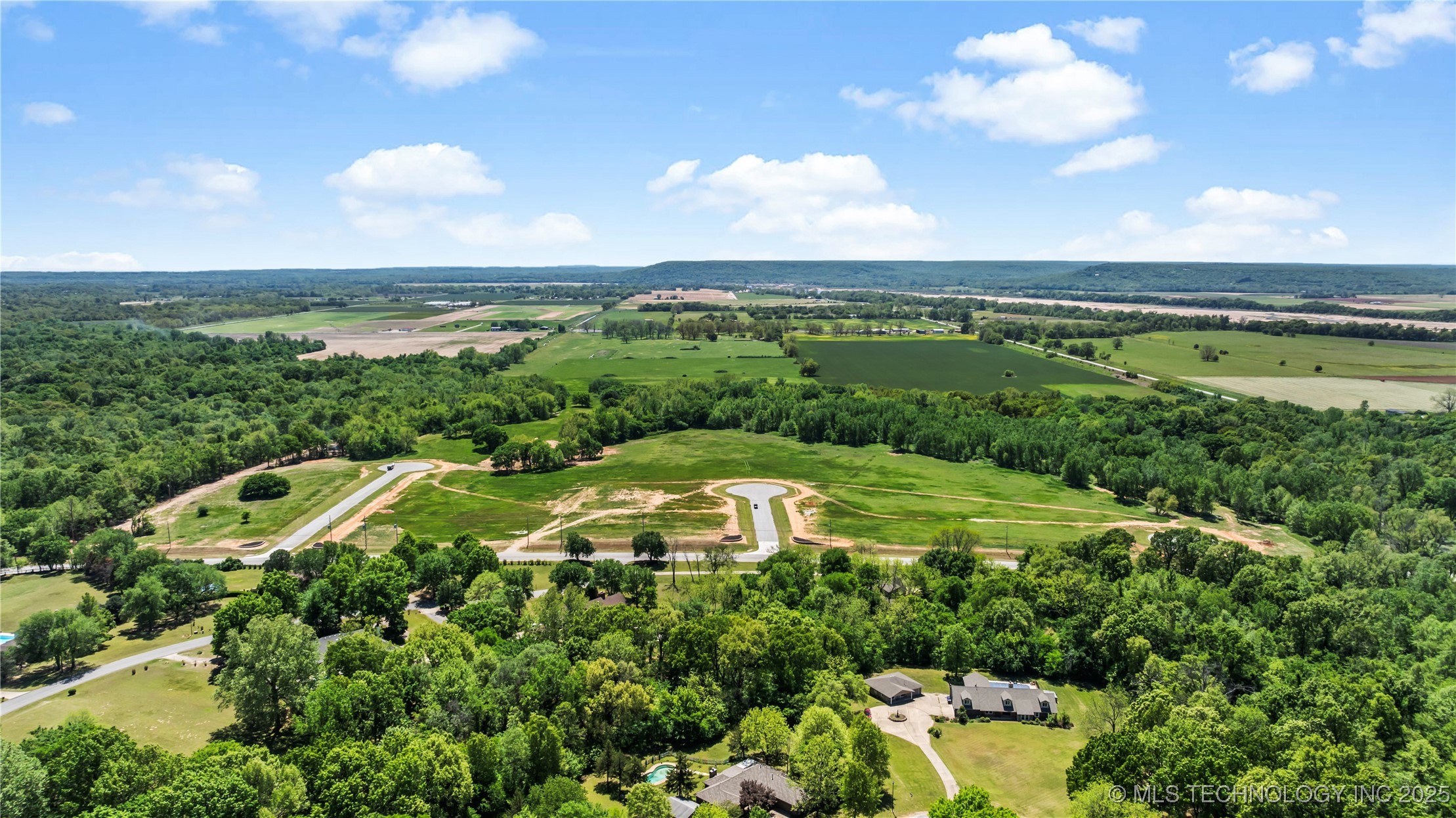 14191 S 198th East Avenue Property Photo 4