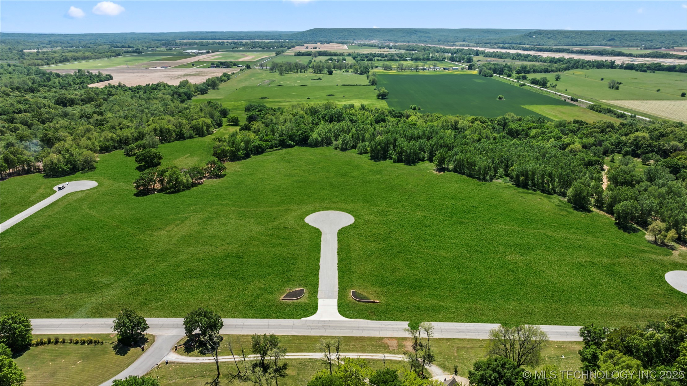 14191 S 198th East Avenue Property Photo 8