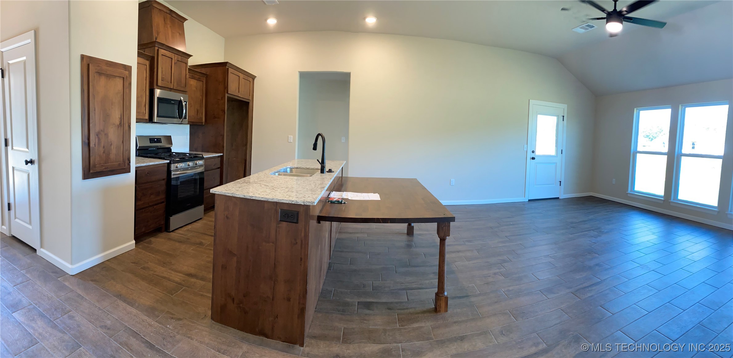 408 Nw 7th Street Property Photo 23