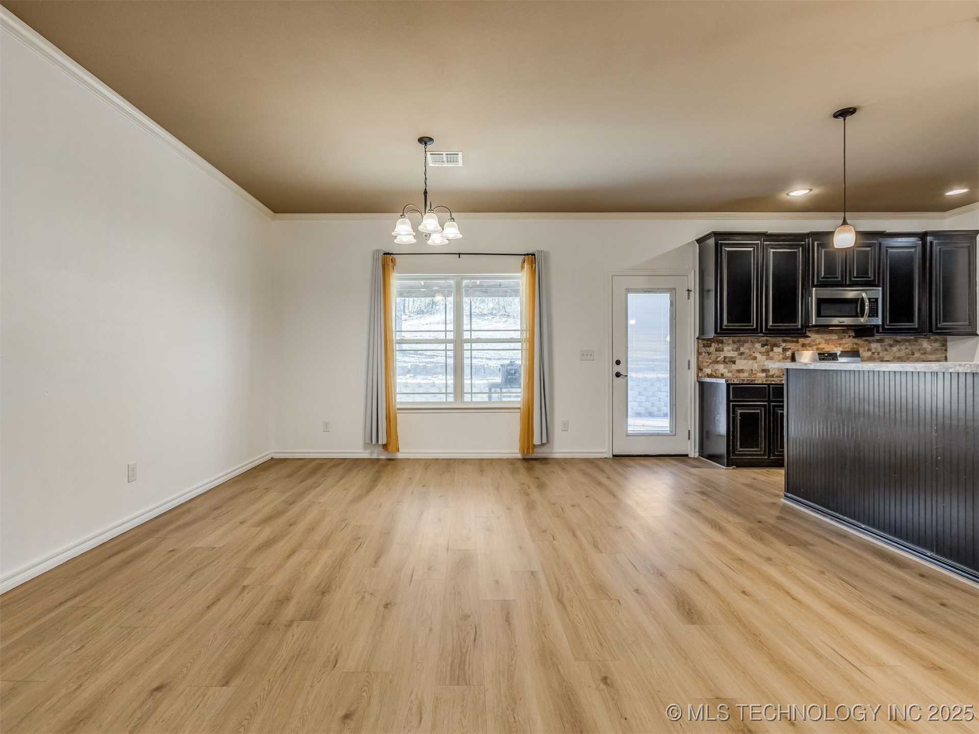 10854 S 305th East Avenue Property Photo 42