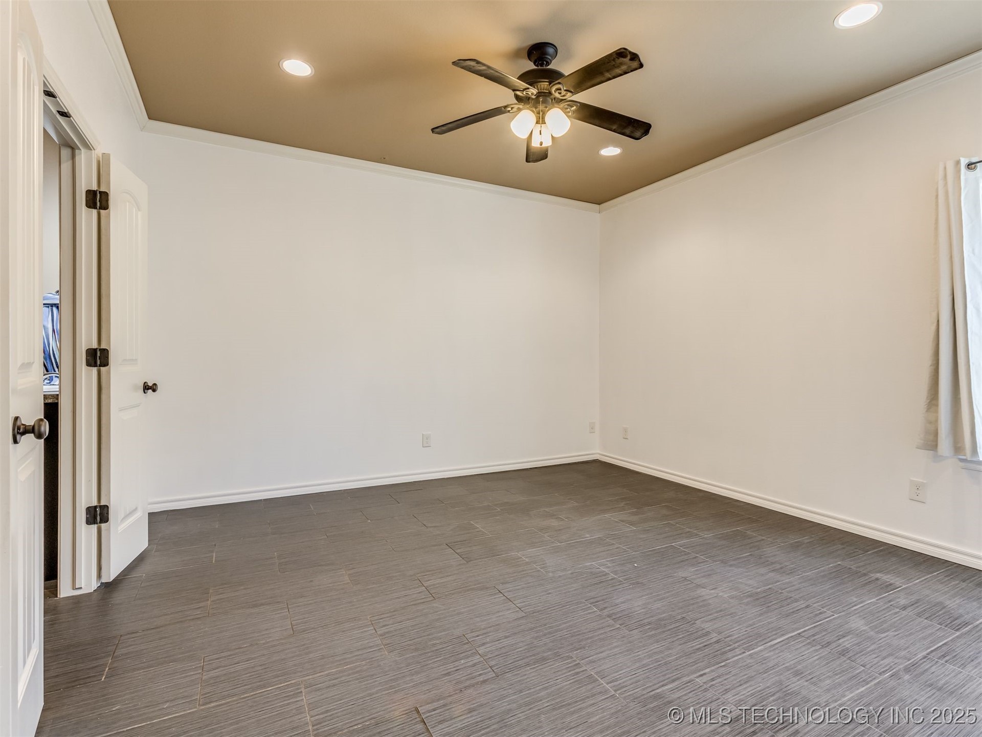 10854 S 305th East Avenue Property Photo 44