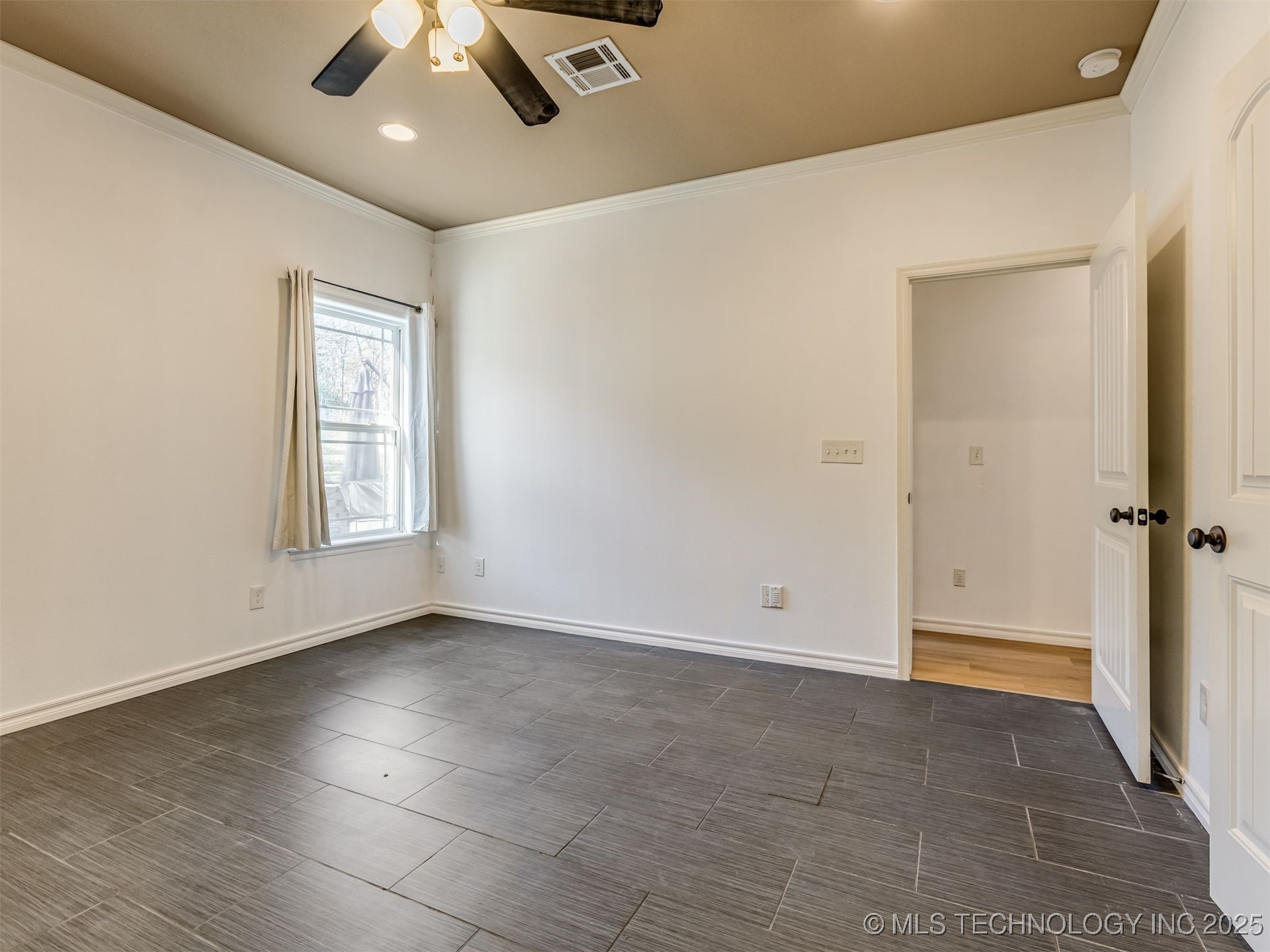 10854 S 305th East Avenue Property Photo 45