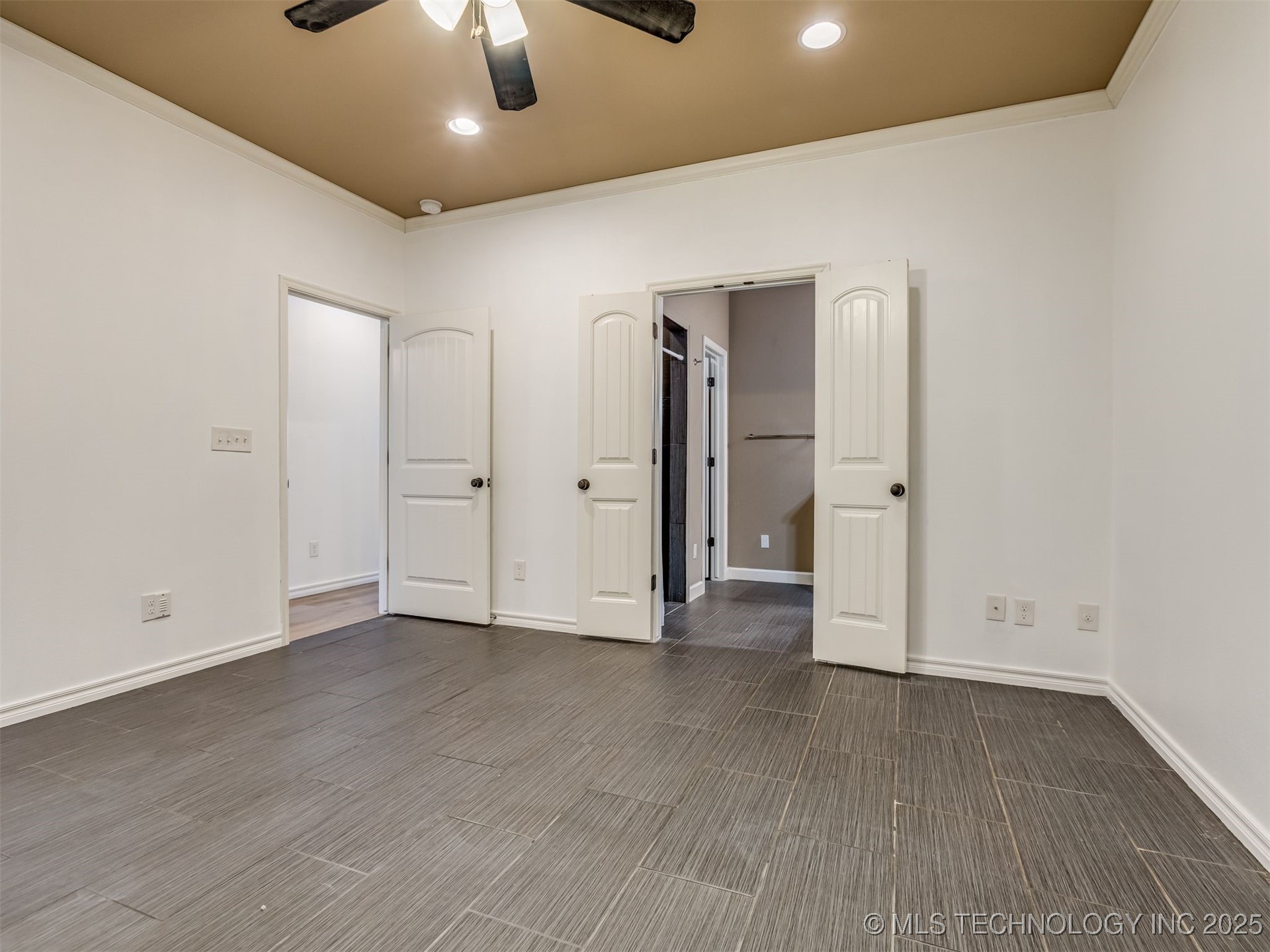 10854 S 305th East Avenue Property Photo 47