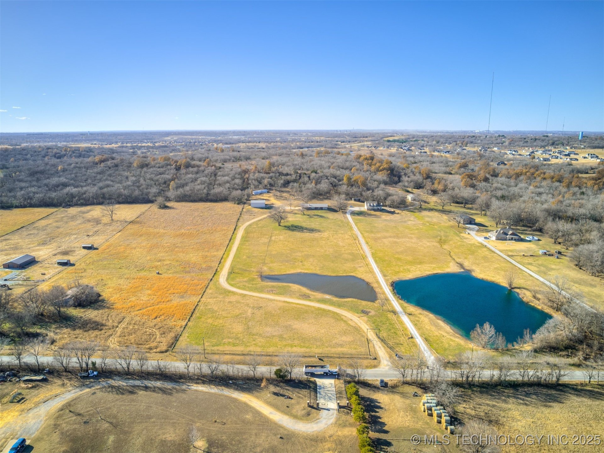 10854 S 305th East Avenue Property Photo 77