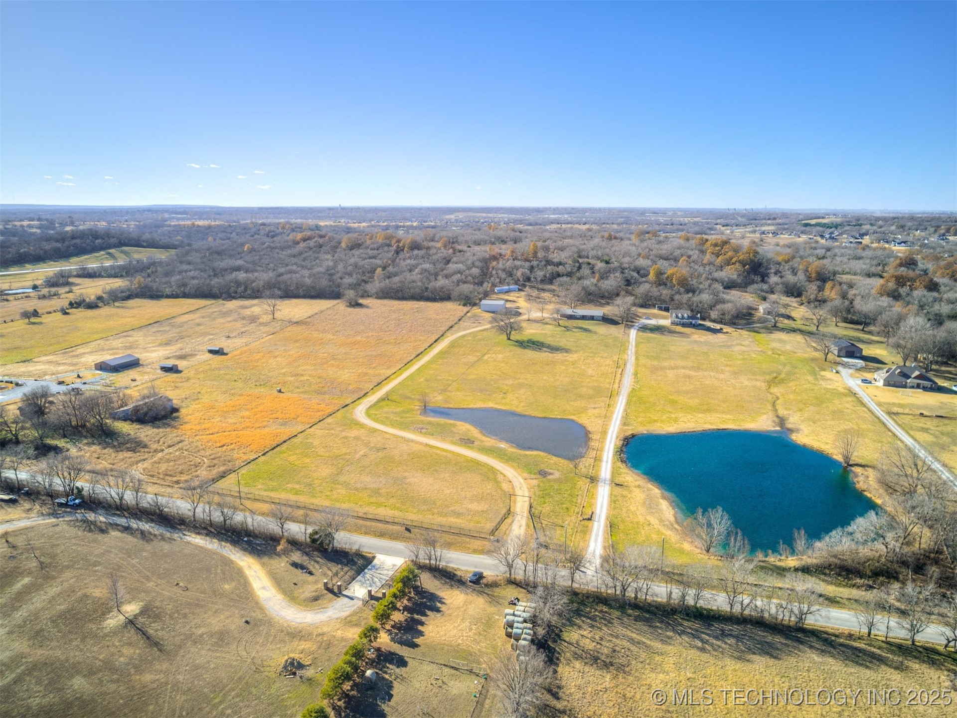 10854 S 305th East Avenue Property Photo 78
