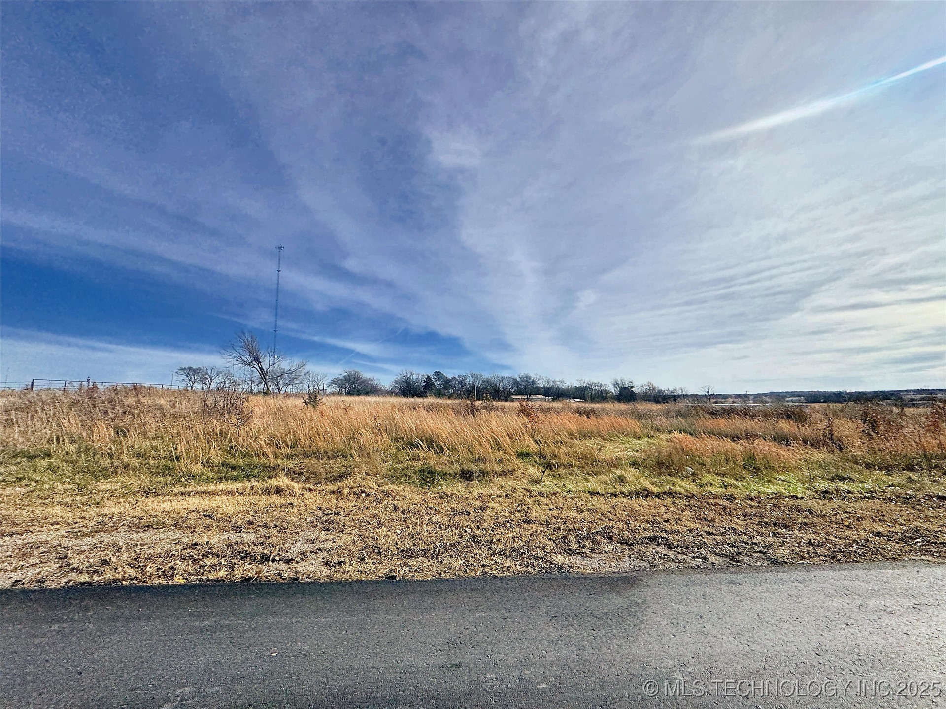 17995 W Jones Road Property Photo 16