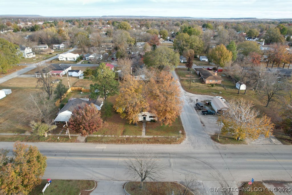 501 W Main Street Property Photo 19