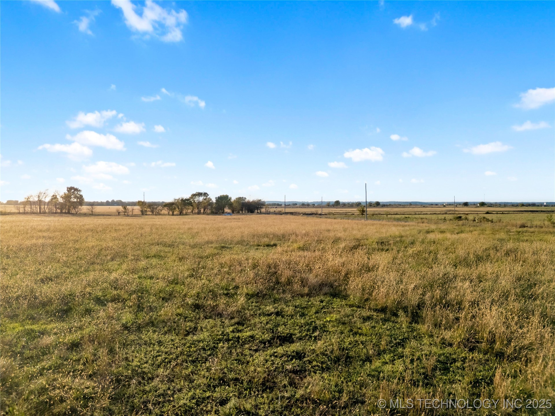 3 E 330 Road Property Photo 14