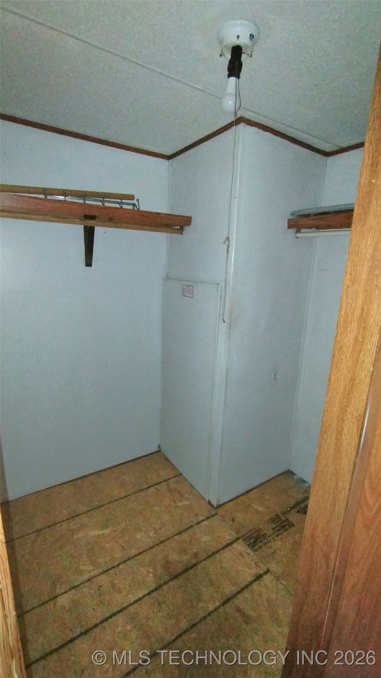 235 S Cherokee Property Photo 12