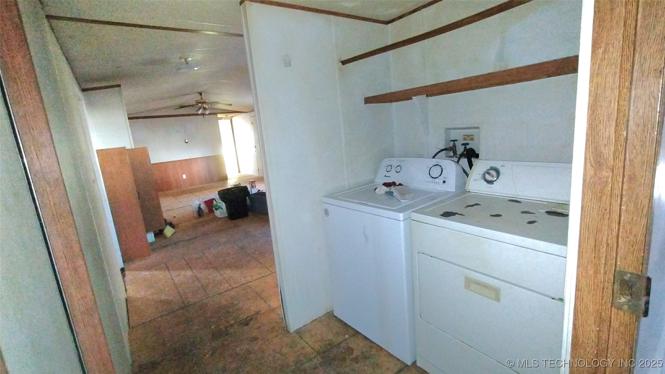 235 S Cherokee Property Photo 17