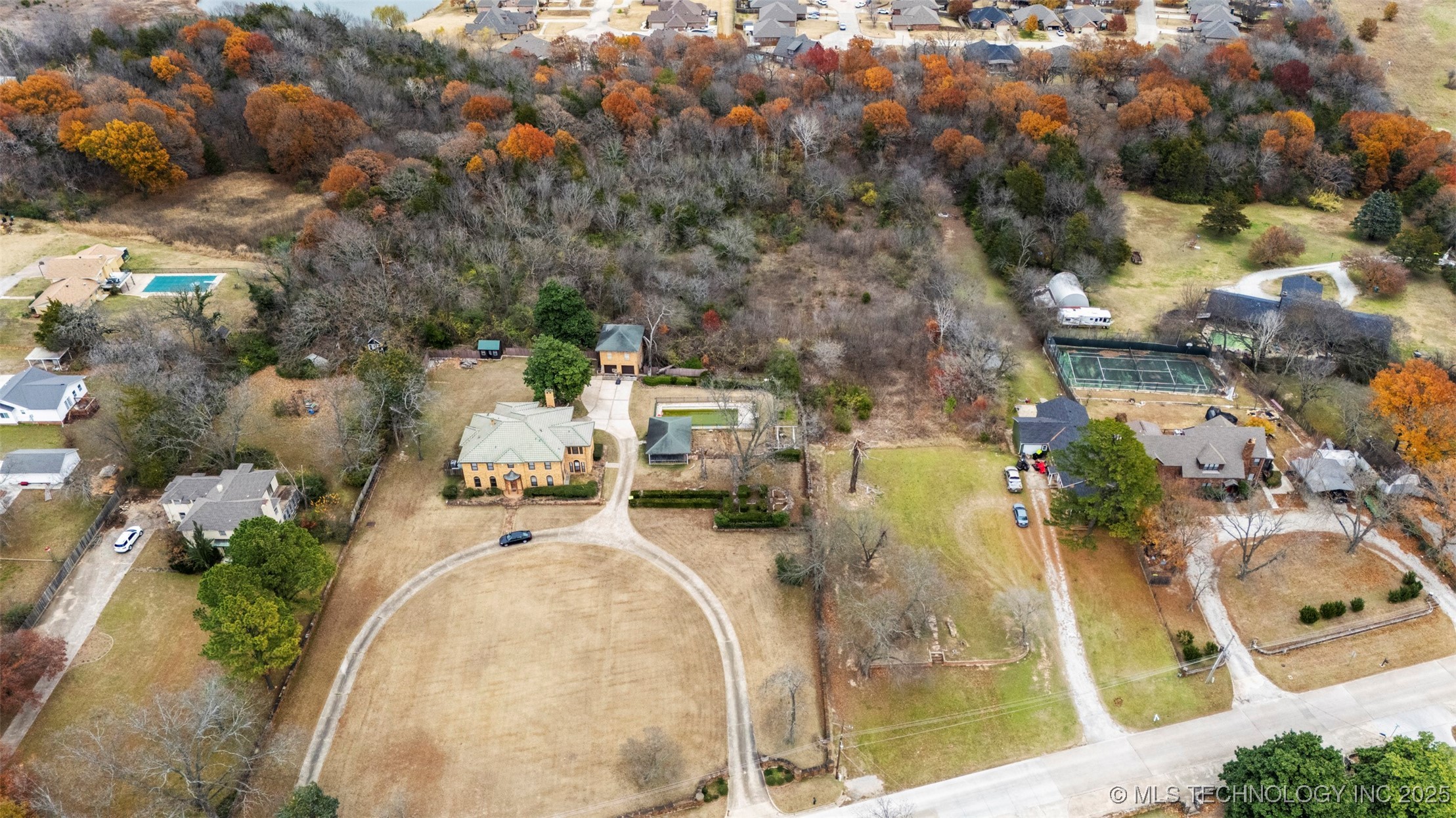 1710 S Broadway Boulevard Property Photo 2