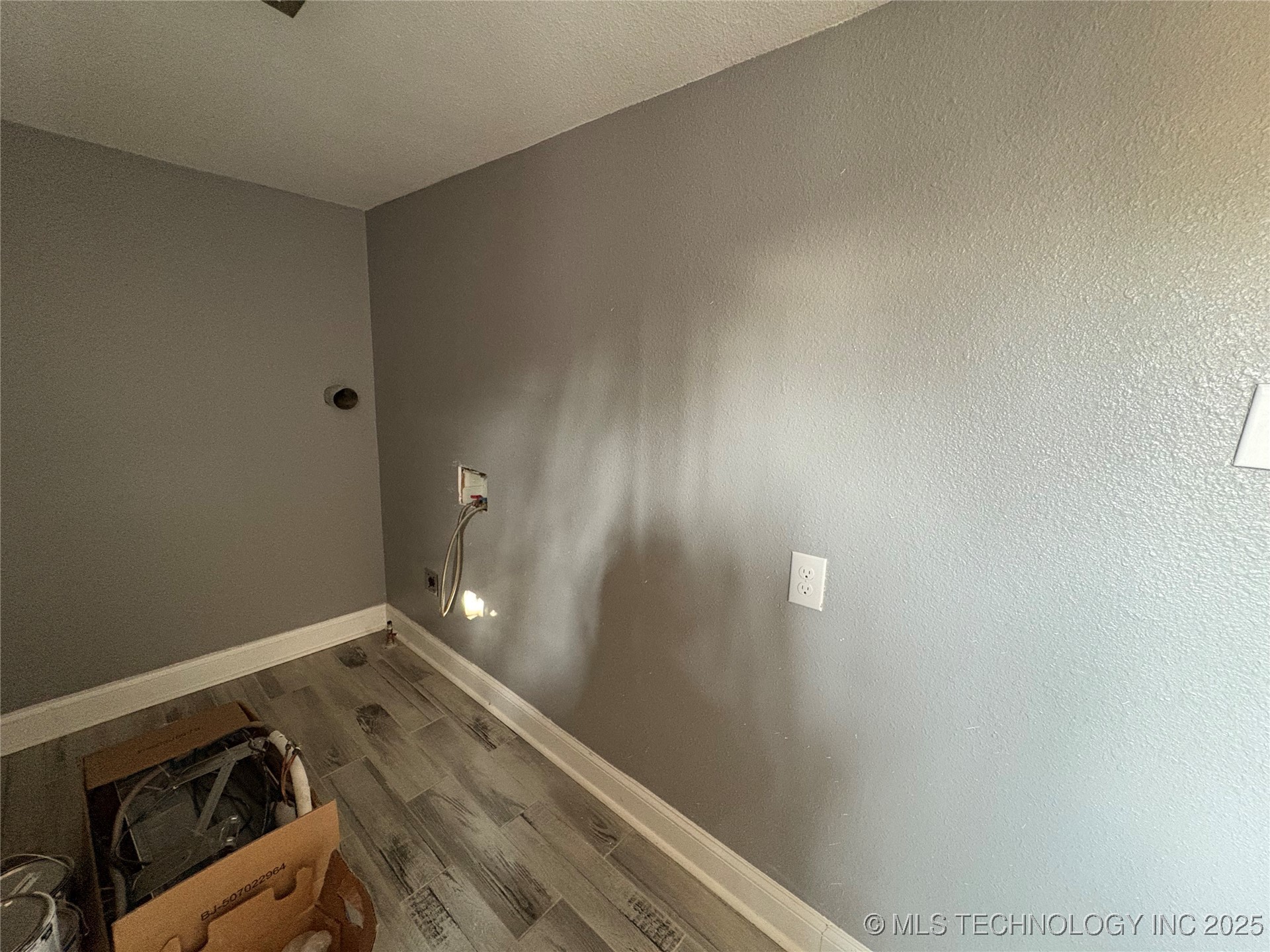 109 N Walker Property Photo 11